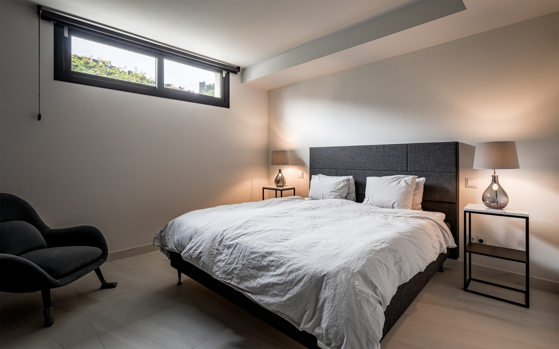 Luxe villa in een prestigieuze omheinde gemeenschap in de Golfvallei in Nueva Andalucia