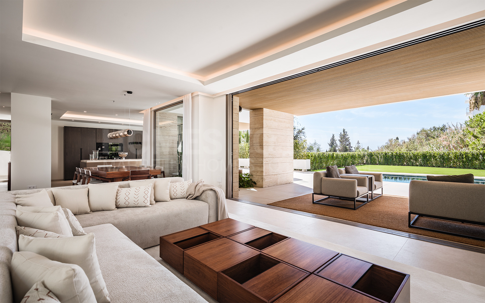 Fabulosa villa a estrenar en en el exclusivo El Paraíso, Benahavís