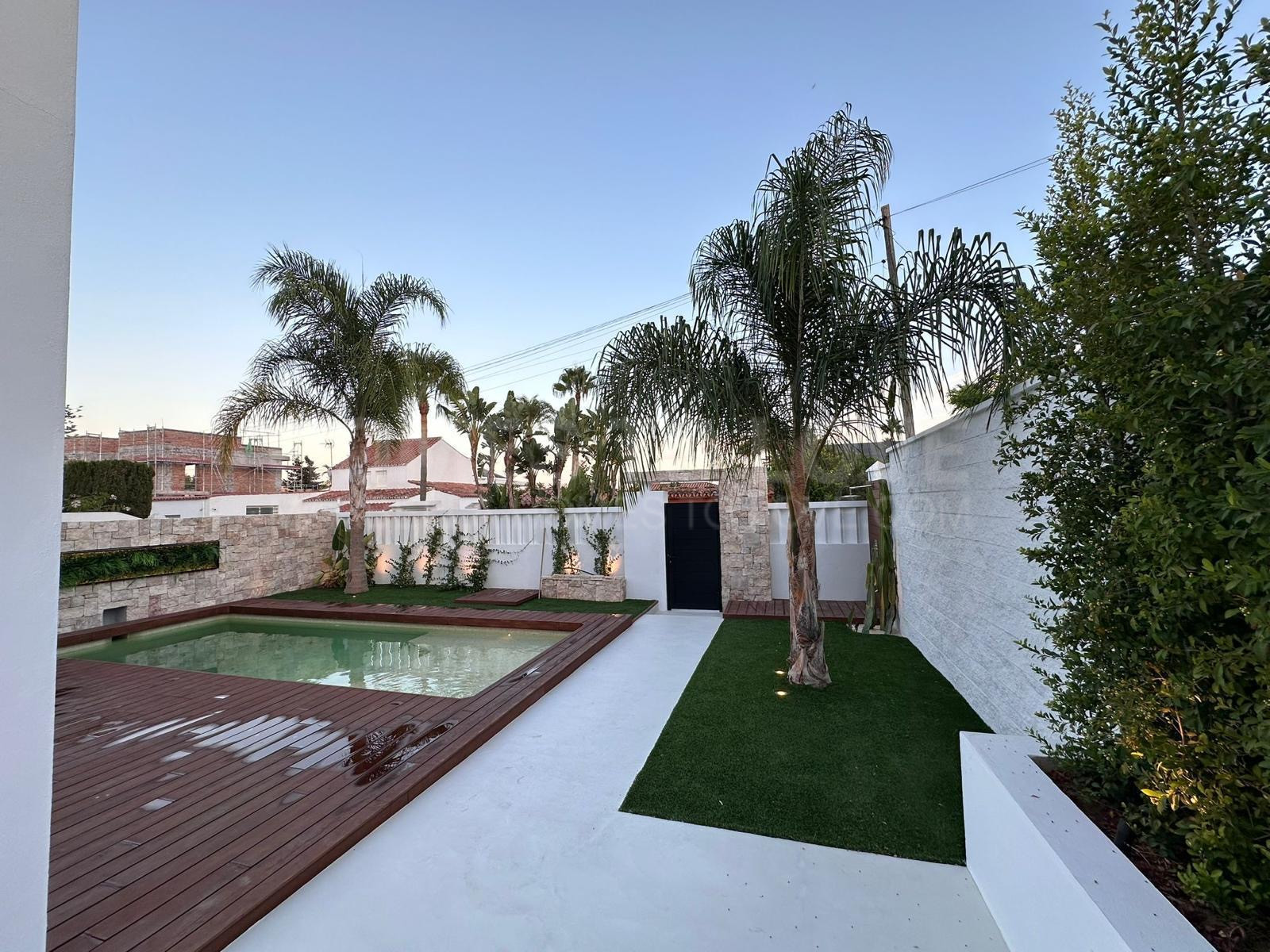Cómoda Villa recién renovada en la Nueva Milla de Oro - VILLACANA - COSTALITA - Estepona