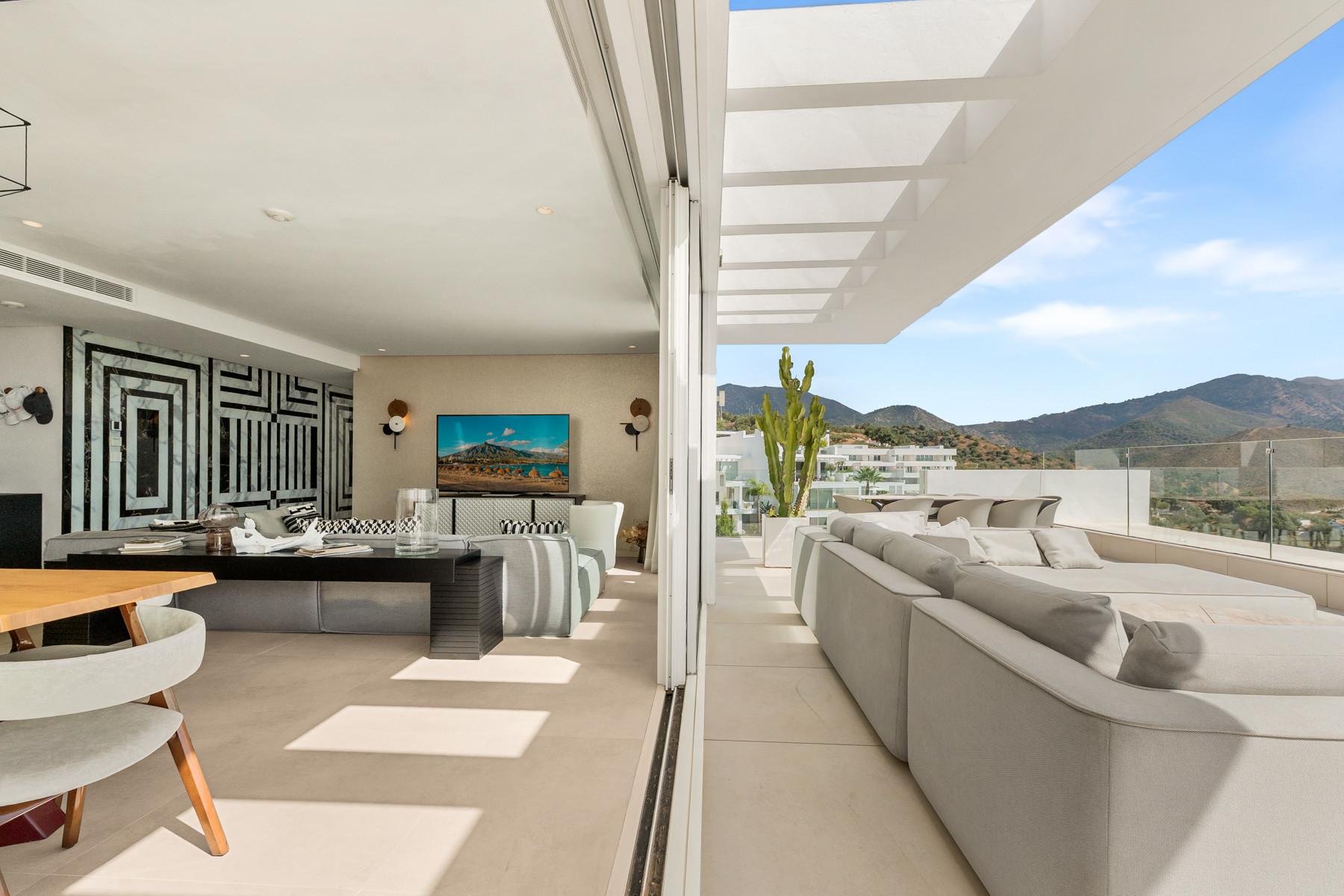 penthouse in Palo Alto — frame 4