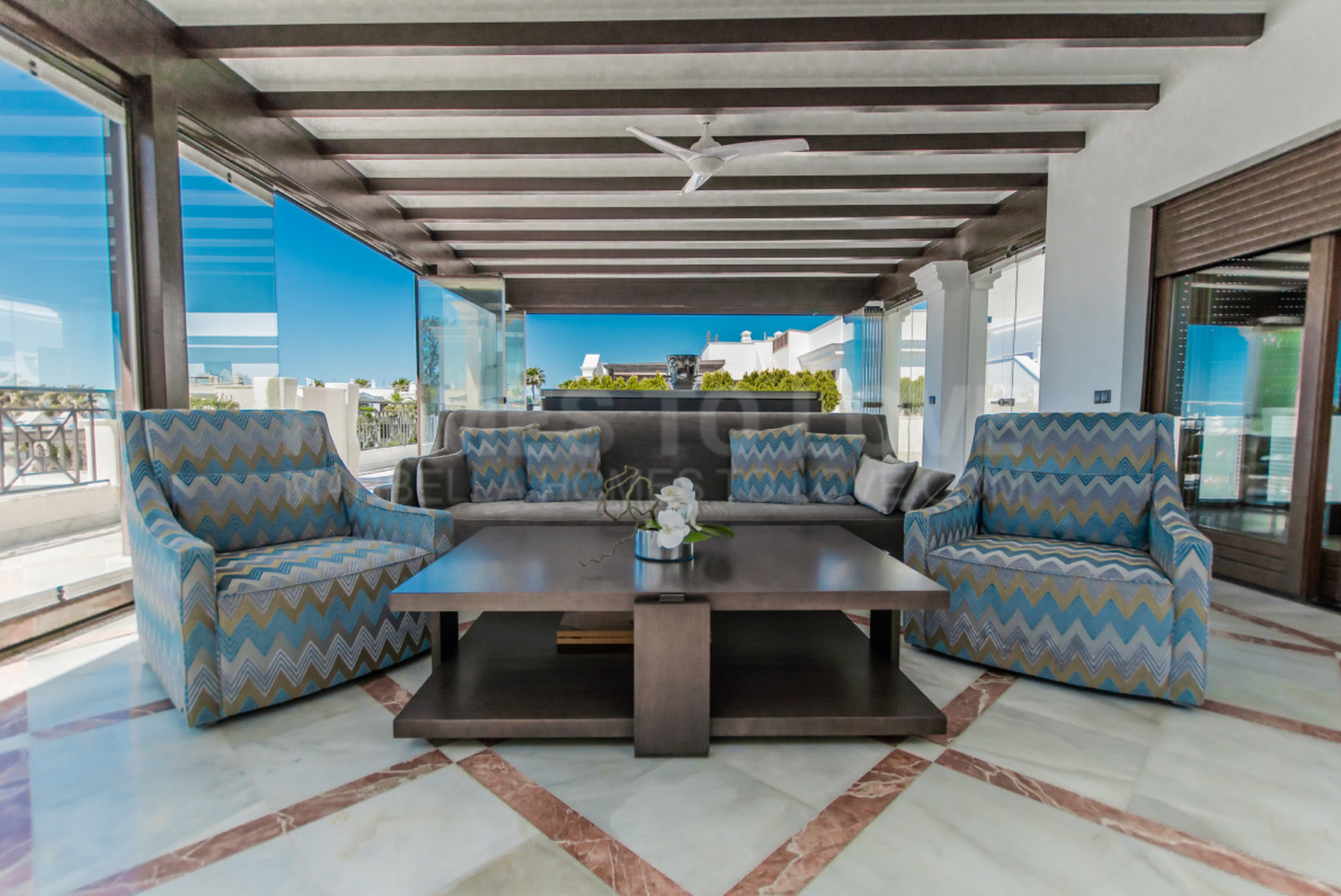 Estepona – Luxury Duplex Penthouse with Private Rooftop Solarium and open sea views