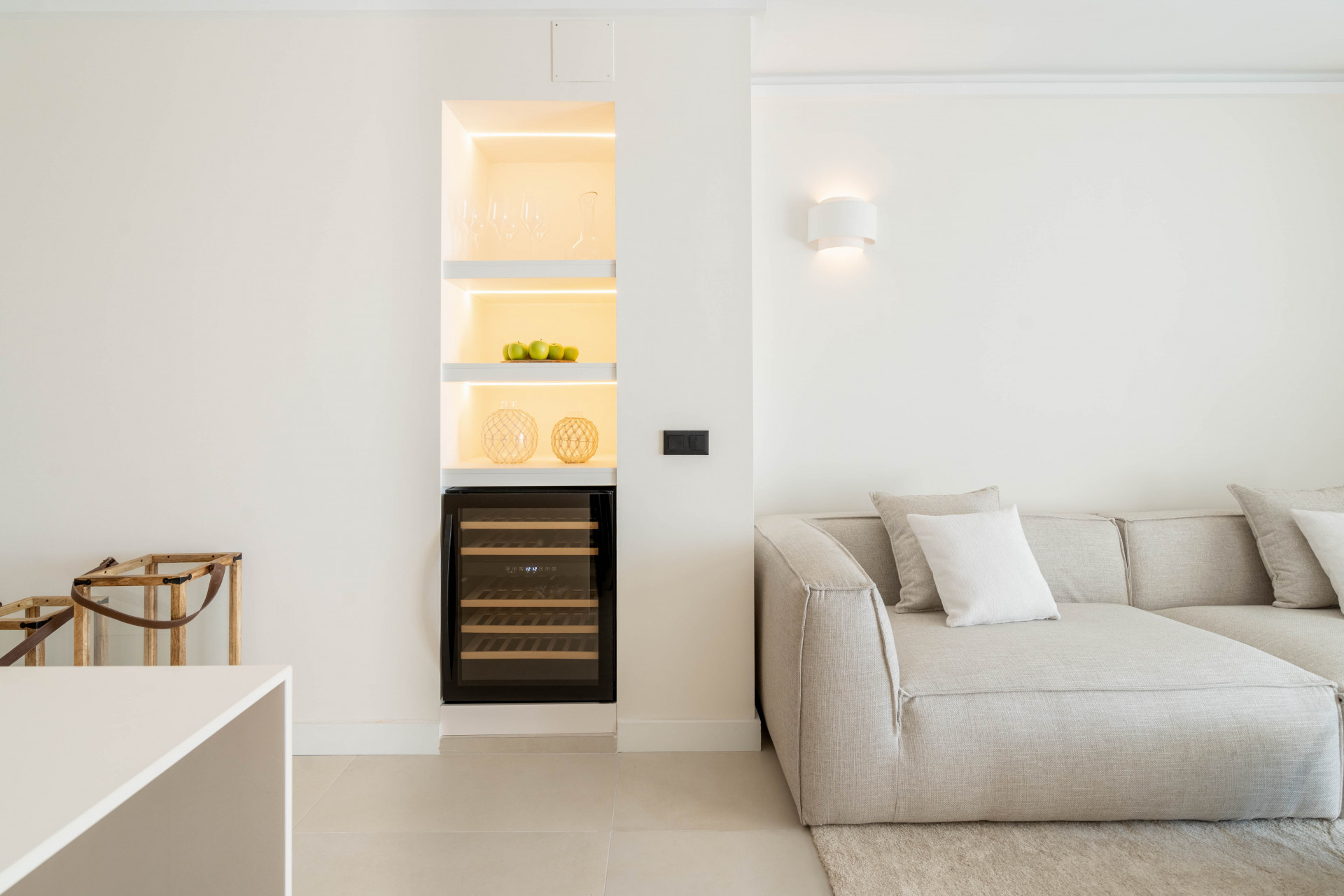 Apartment for sale in Altos de La Quinta, Benahavis - 3