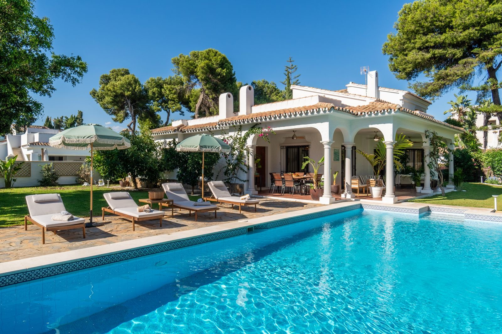 4 Bedroom Beach front Villa