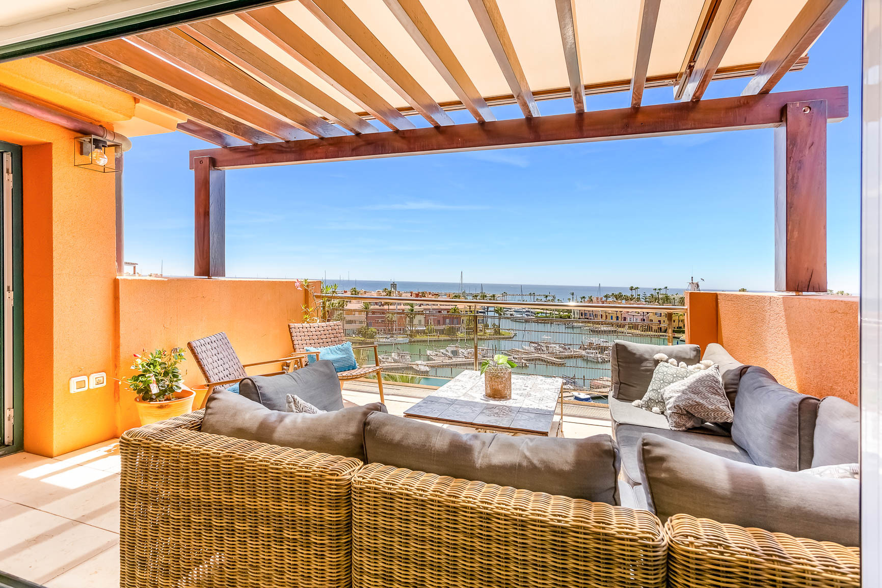 Exclusive Penthouse in Ribera del Marlin with magnificent views