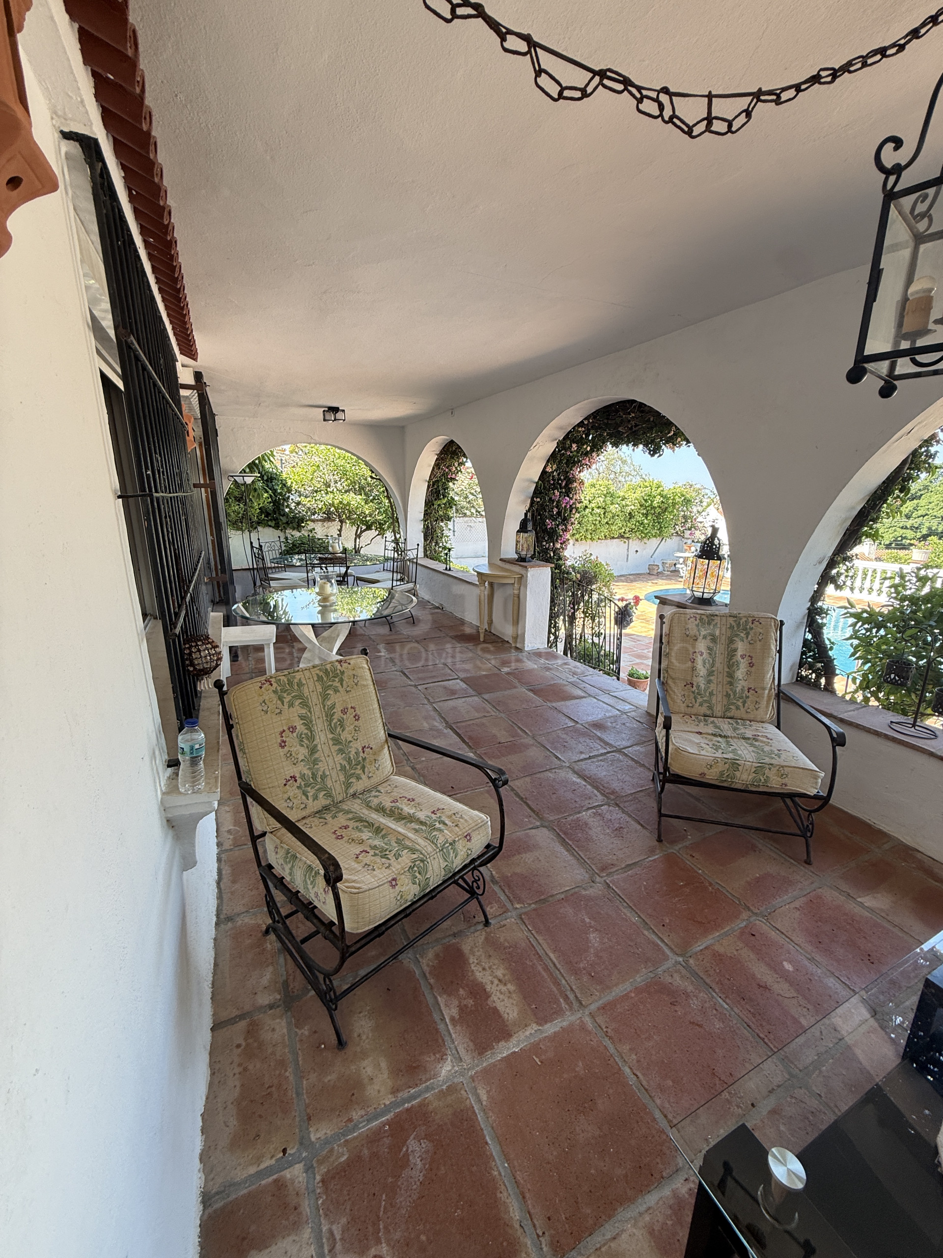 Renovation Opportunity in La Campana, Nueva Andalucía