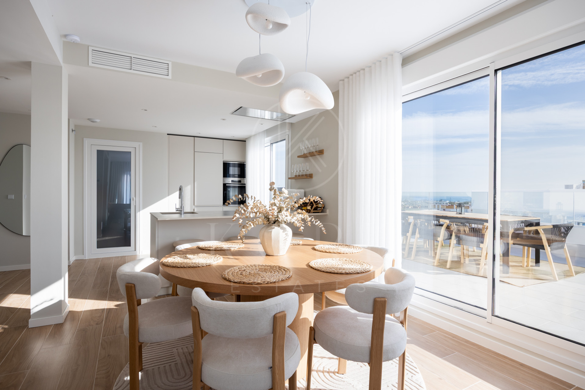 Penthouse de vânzare în La Campana, Nueva Andalucia