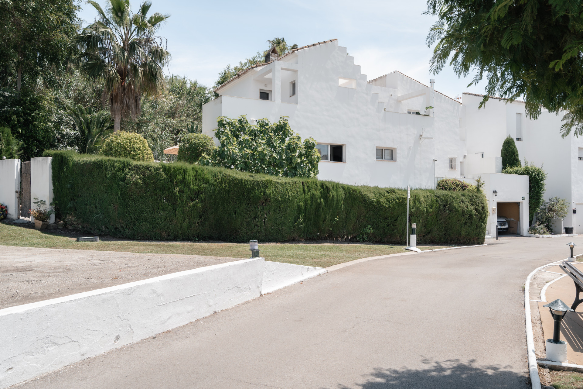 Spacious townhouse with villa feel in Señorío de Cortés · Photo 57