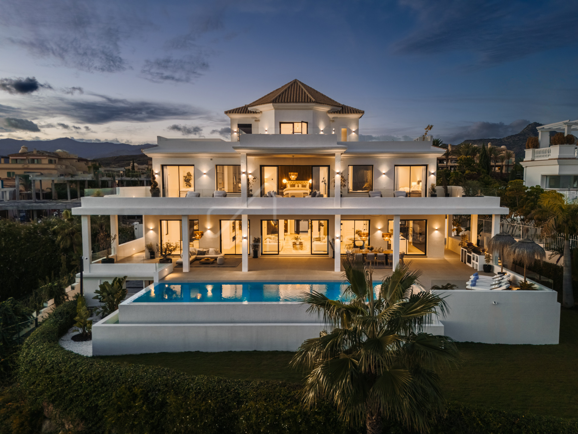 Elegant Villa with Panoramic Sea Views - Los Flamingos, Benahavís