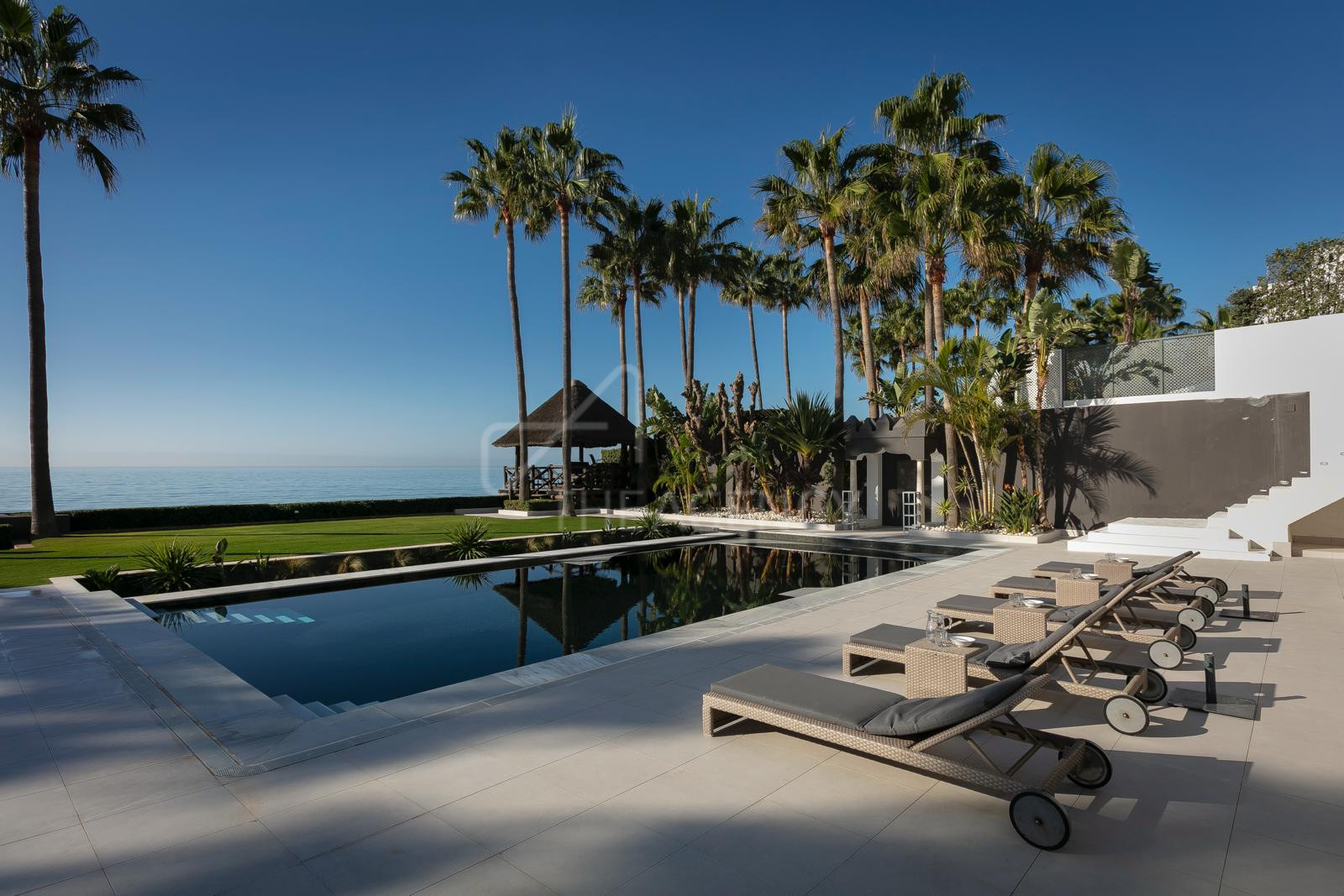 Exclusive Beachfront Villa in Los Monteros