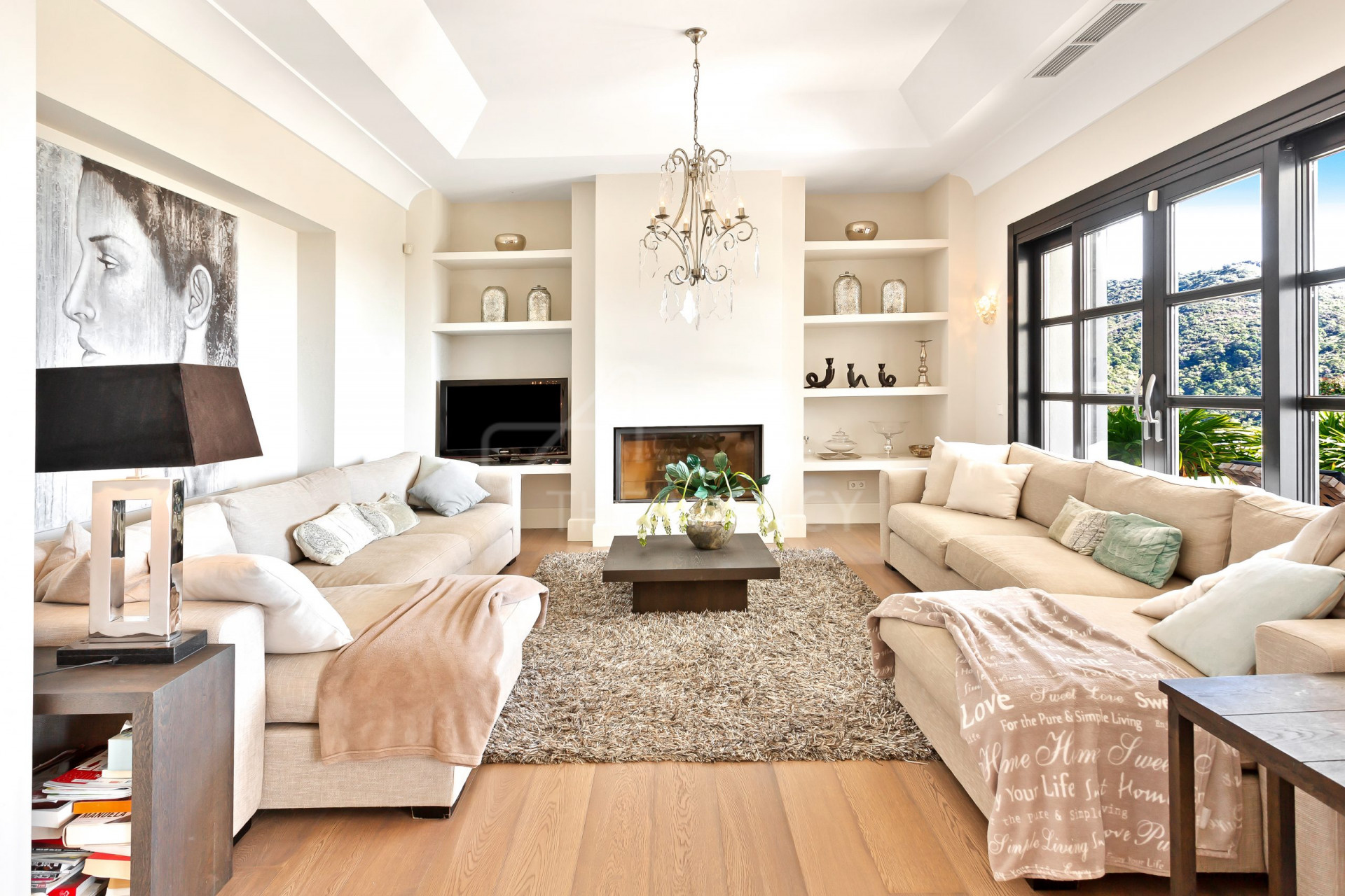 Timeless Luxury Villa with Panoramic Views in Monte Mayor, Benahavís