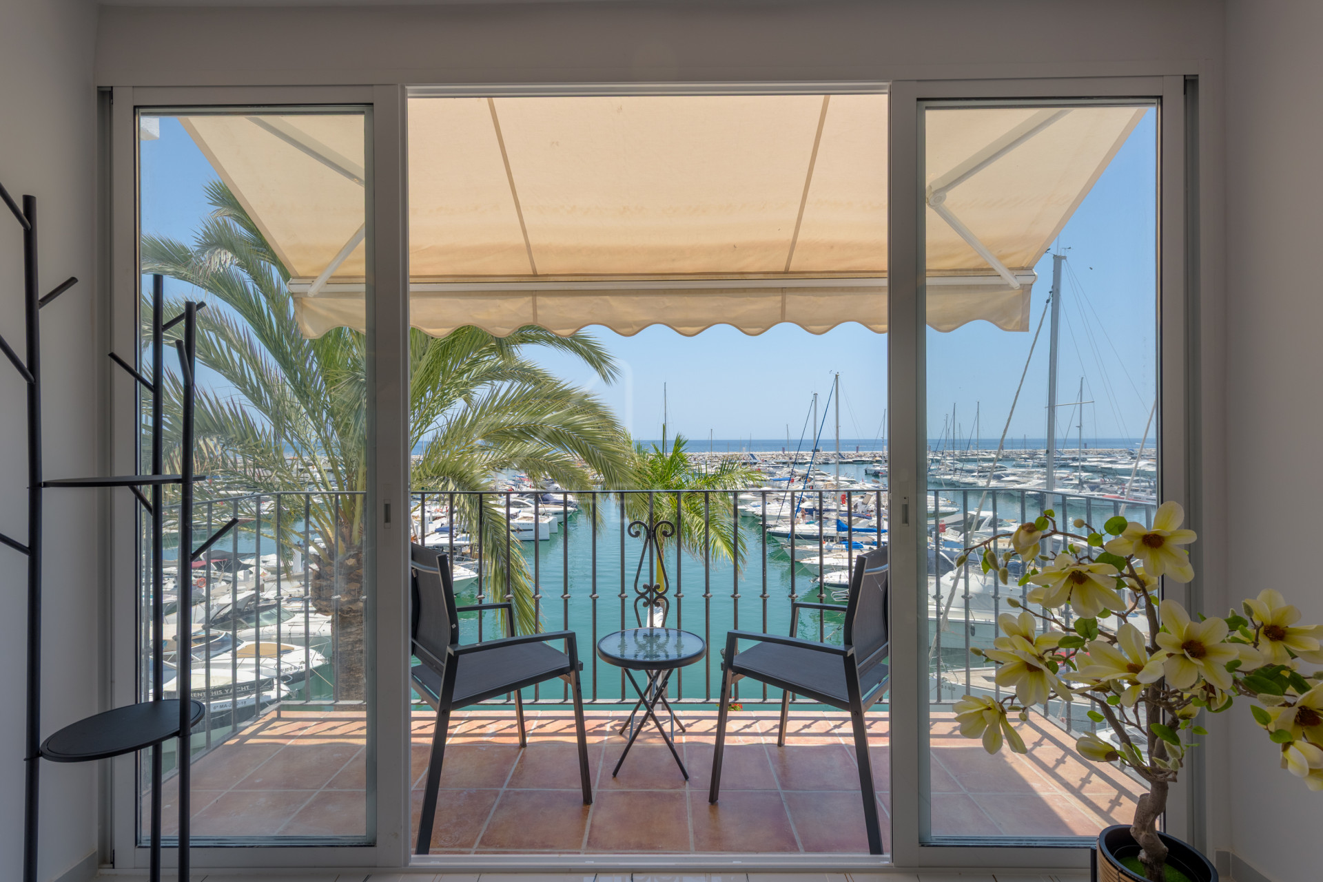Apartment Banus - Frontline Marina Apartment in Puerto Banús