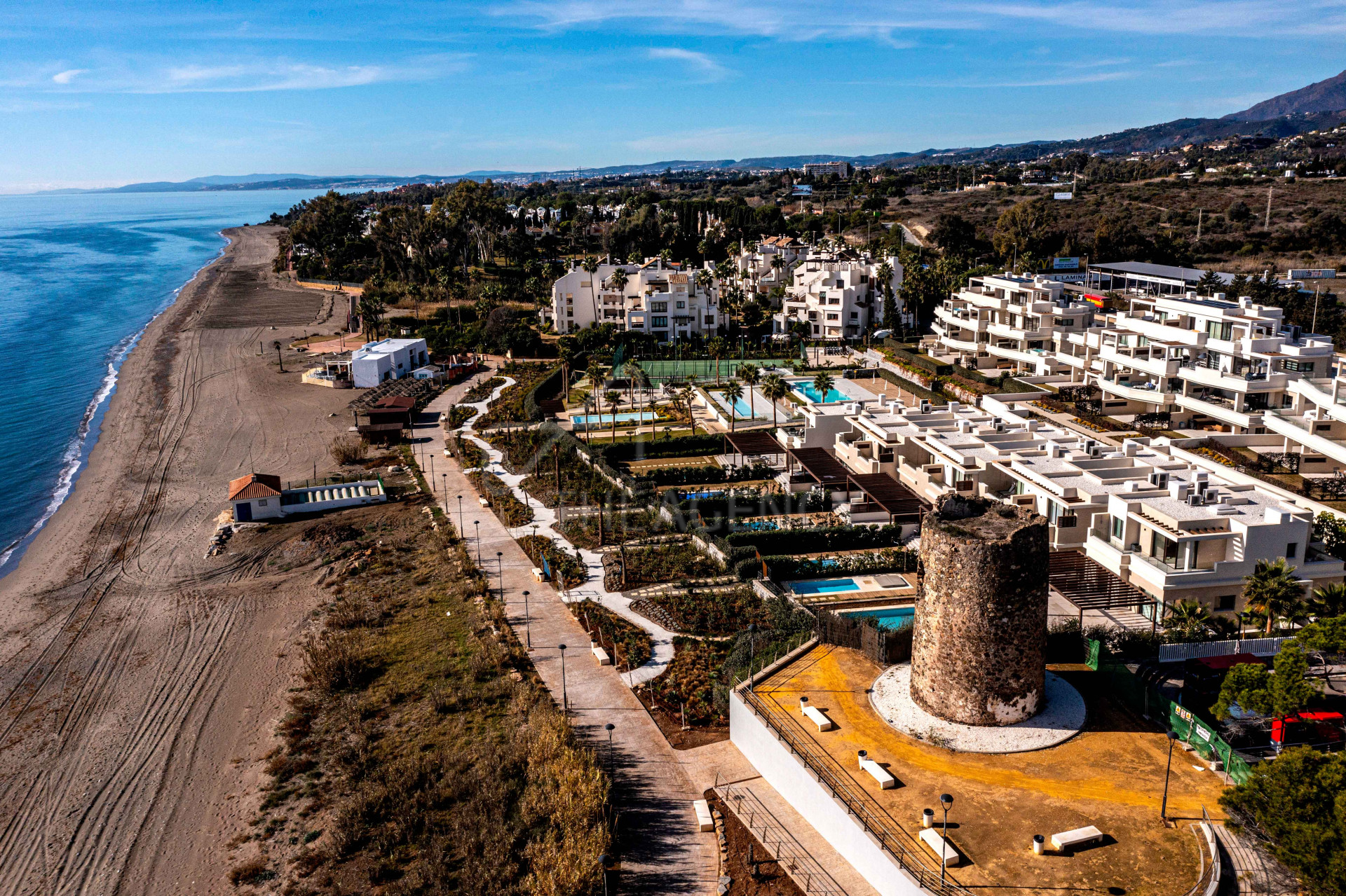 Exquisite Beachfront Villa with Private Pool – New Golden Mile, Estepona