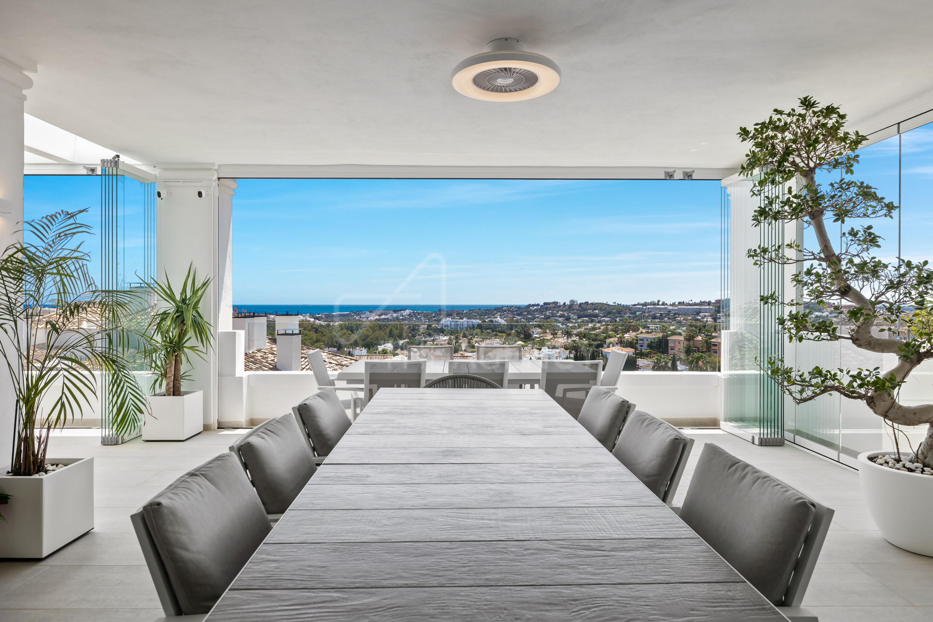 Spacious Apartment - Nueva Andalucia
