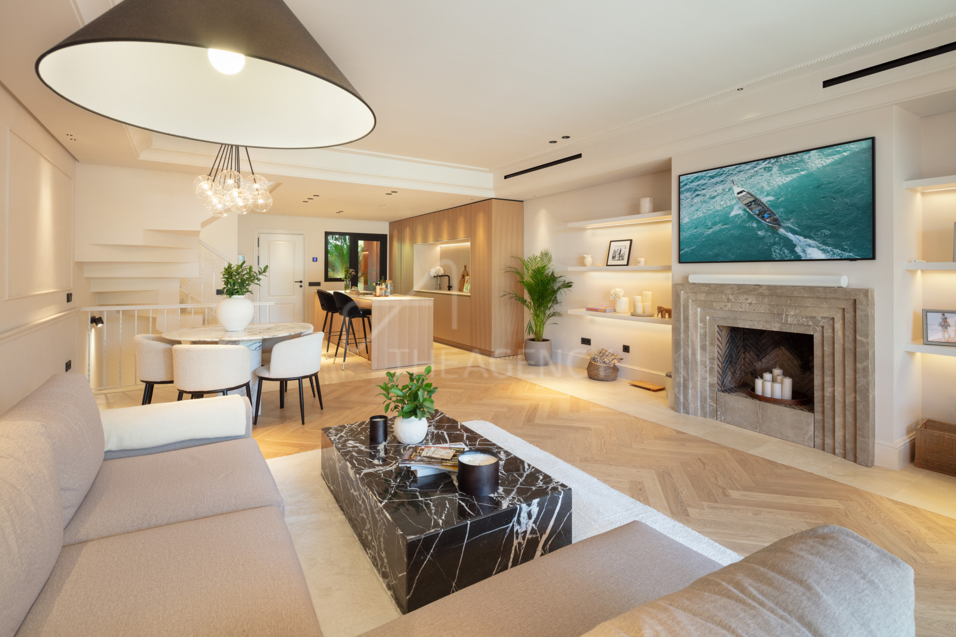 Four-bedroom townhouse in Altos de Puente Romano, Marbella Golden Mile.