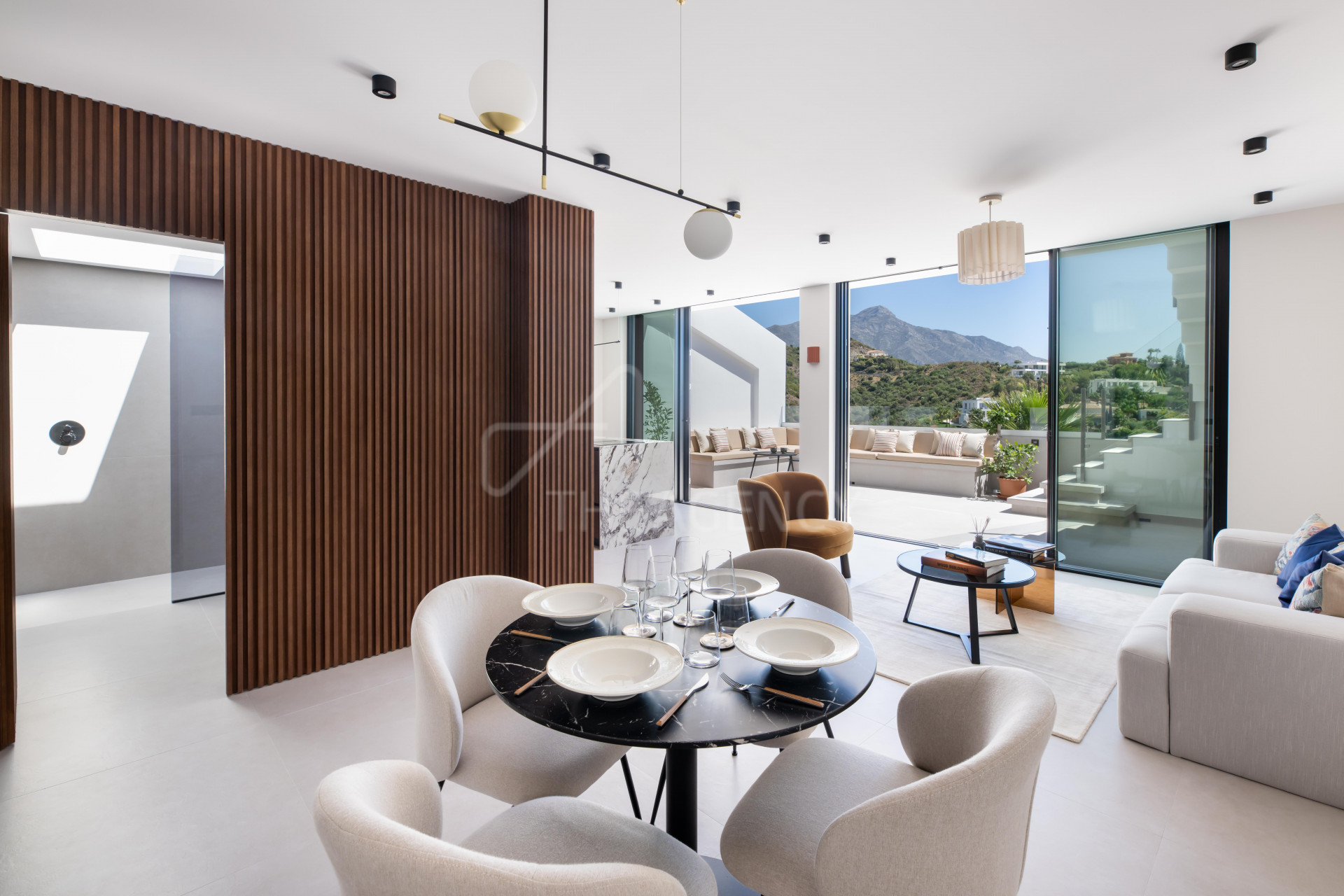 Duplex Penthouse for sale in La Quinta Golf, Benahavis