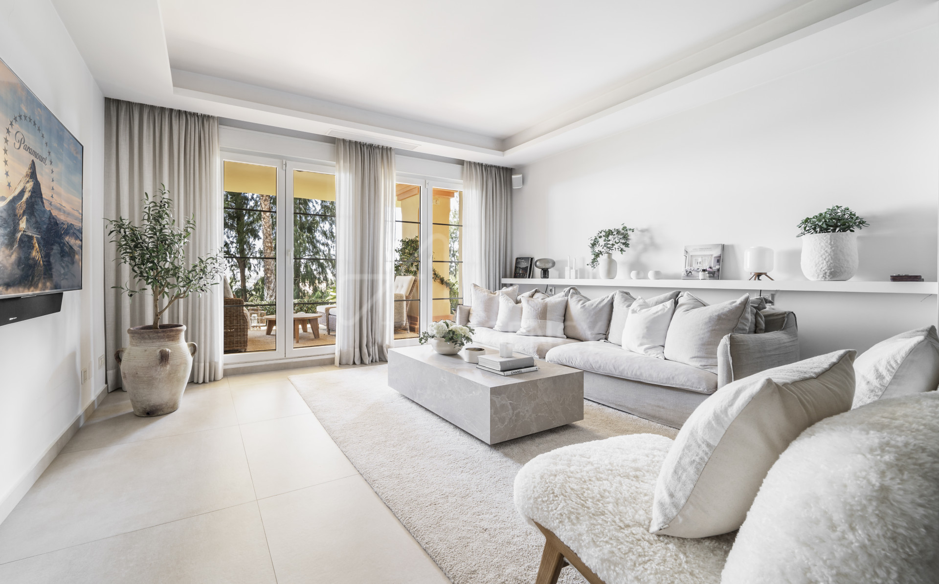 Ground floor Apartment in Cumbres del Rodeo, Nueva Andalucía
