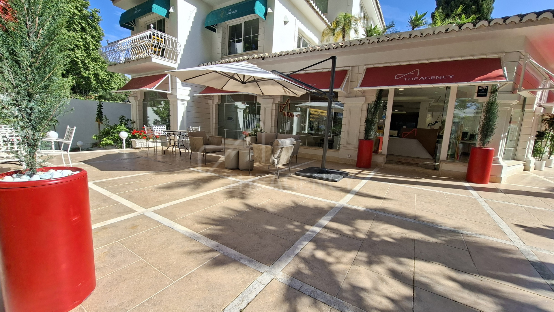 Commercial Premises for Rent in Marbella, Prime Central Location