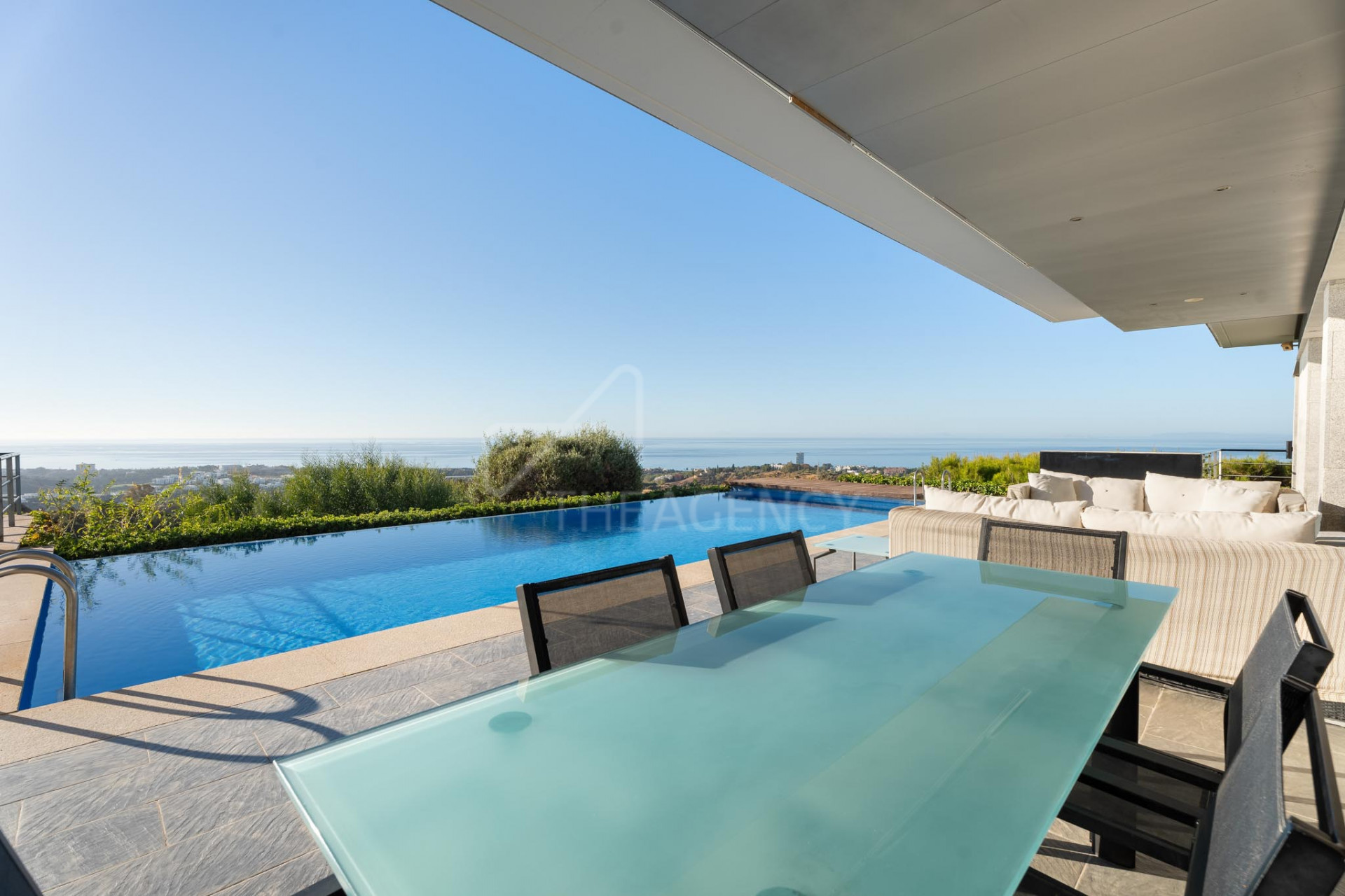 Villa Maraline - Contemporary Villa with Panoramic Sea and Mountain Views - Los Altos de Los Monteros, Marbella East