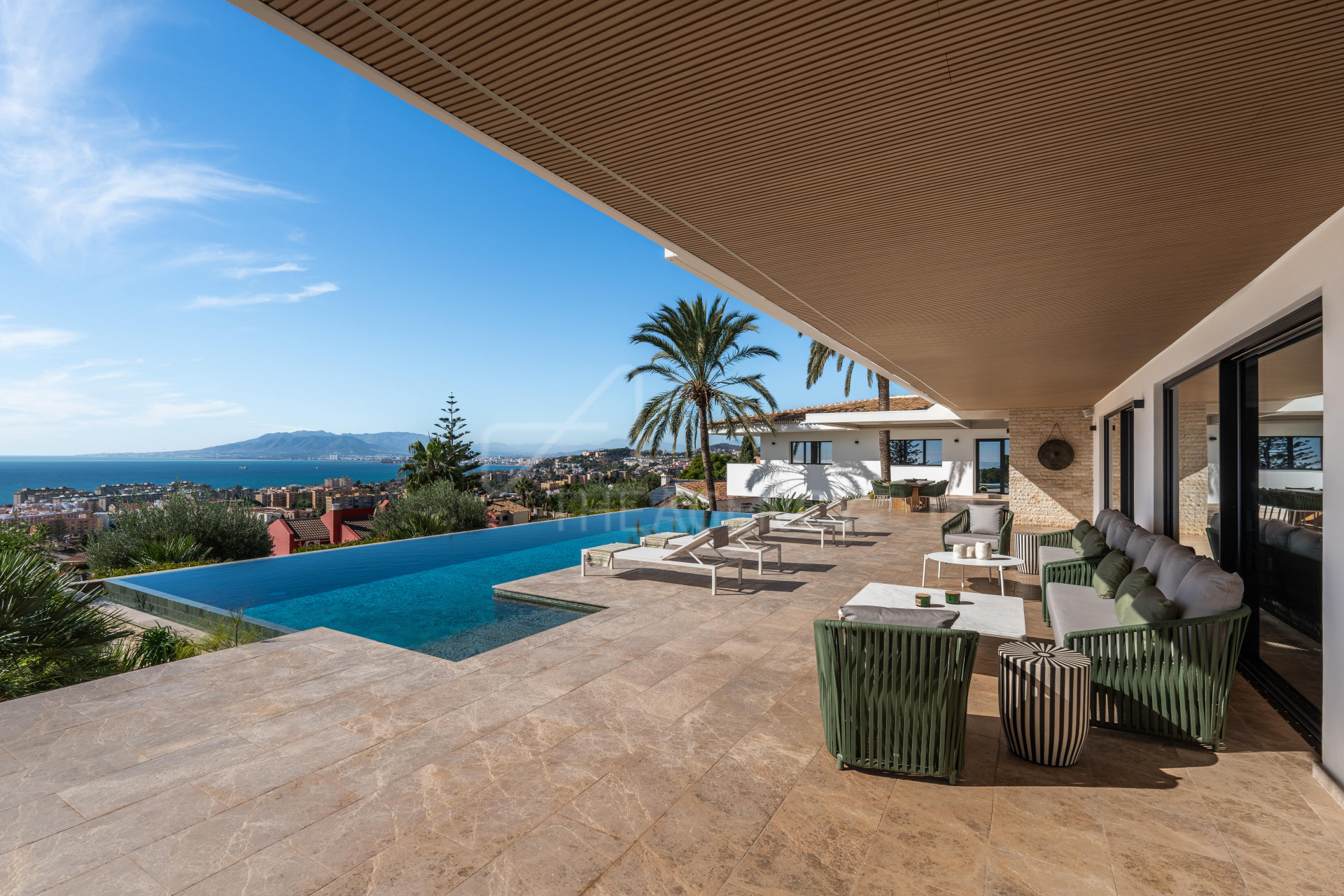 Villa Flores - Renovated Villa with Panoramic Sea Views - Málaga