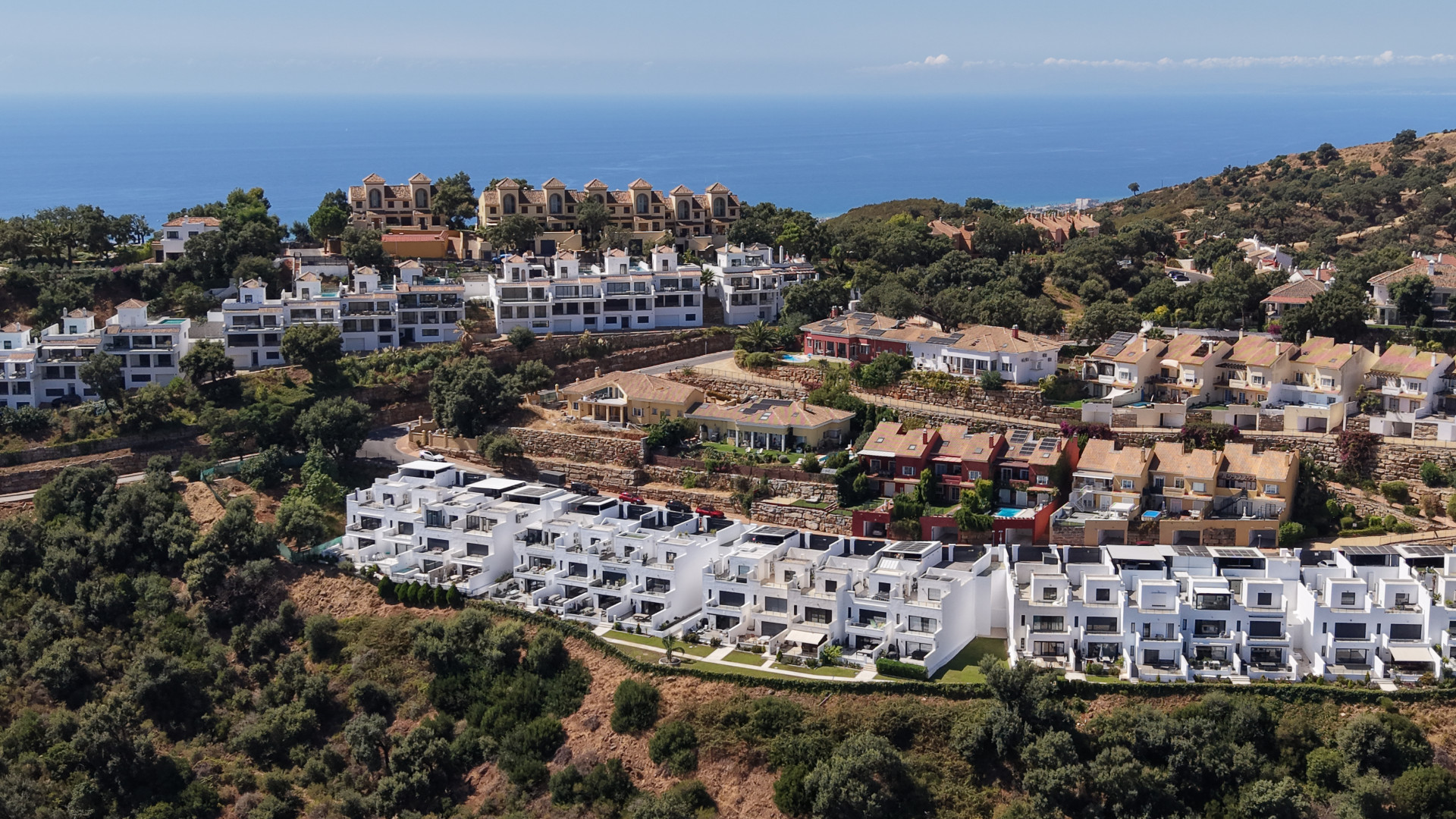 Half Vrijstaande woning te koop in La Mairena, Marbella Oost