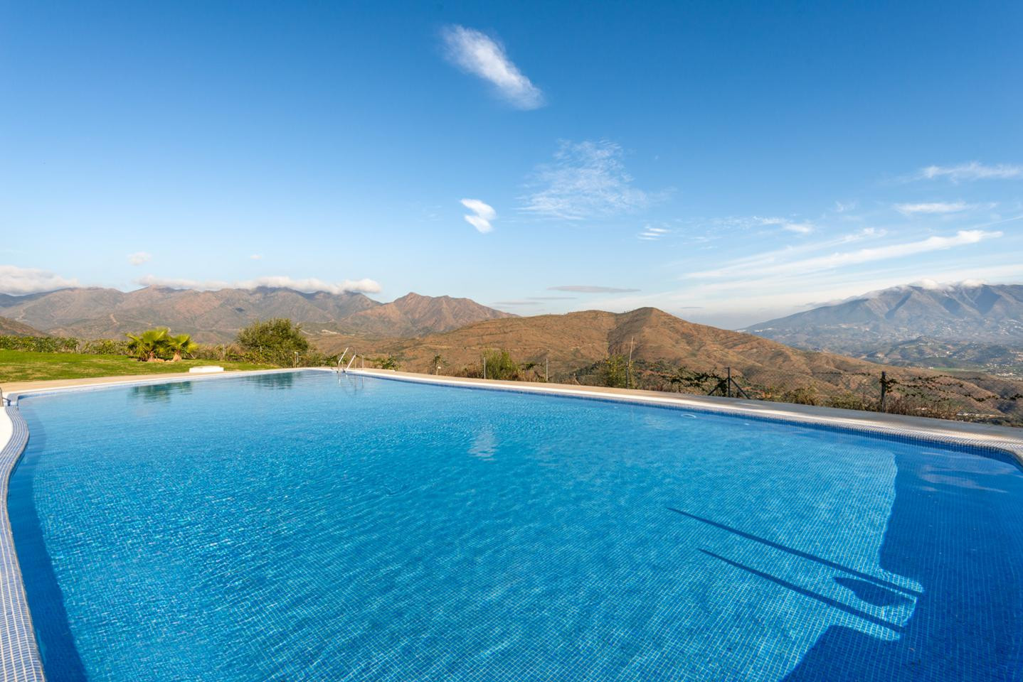 villa in Marbella Este — frame 3