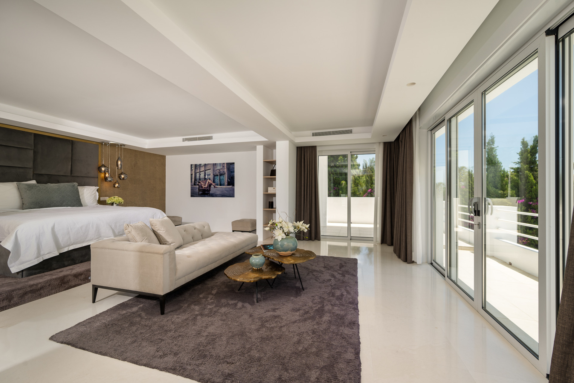 Exceptional Renovated Luxury Villa with Tourist Licence in Parcelas del Golf, Nueva Andalucía