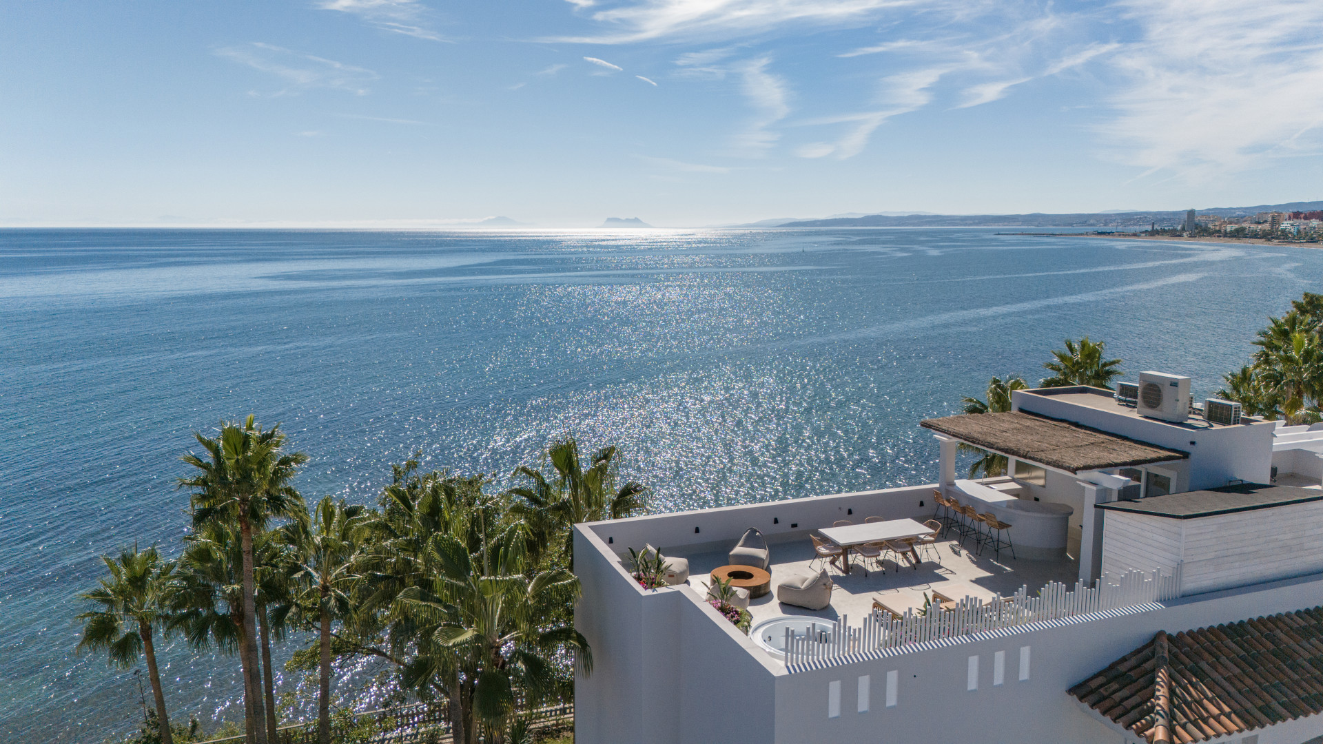 Upplev Estepona på sitt allra bästa – Fantastisk takvåning med panoramautsikt över havet
