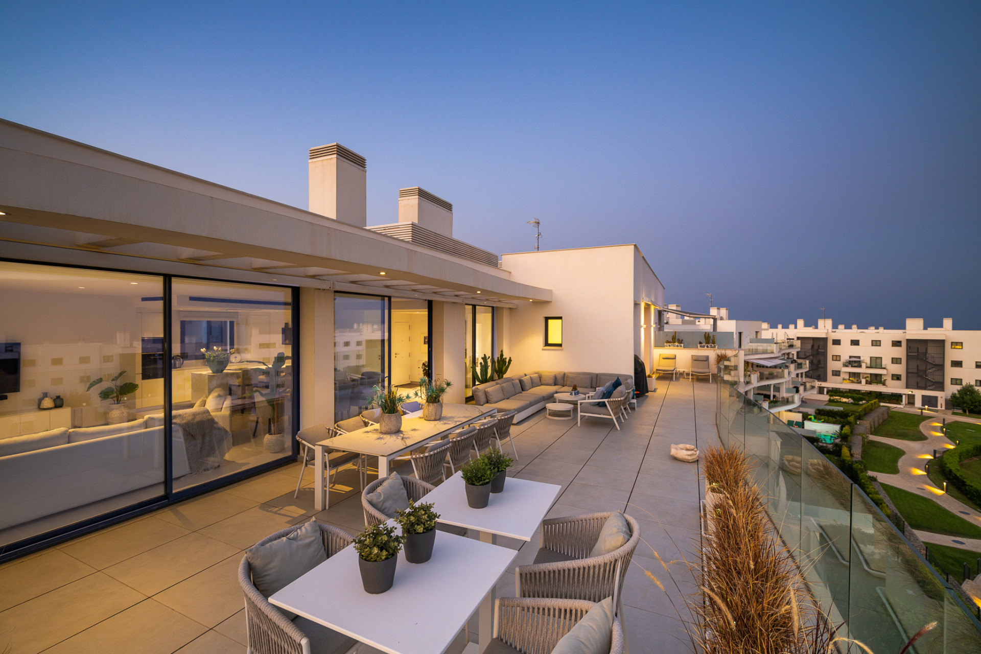 Prestigious 3-Bedroom Luxury Penthouse with Private Elevator in the Heart of El Higuerón