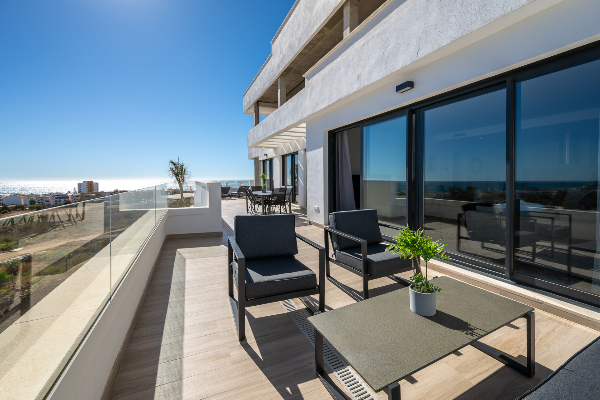 Romslig sørøstvendt 4-roms leilighet med panoramautsikt – Navigolf Suites, La Cala de Mijas