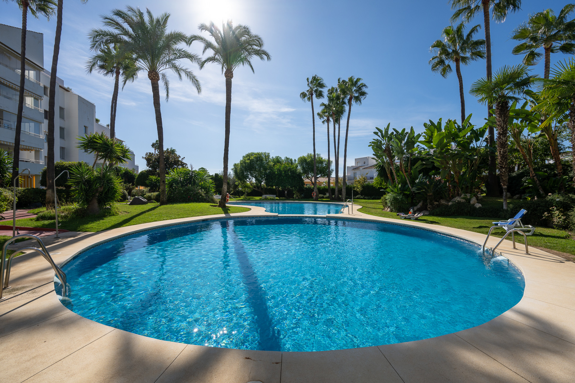 Moderne leilighet med panoramautsikt i Atalaya, Estepona Øst