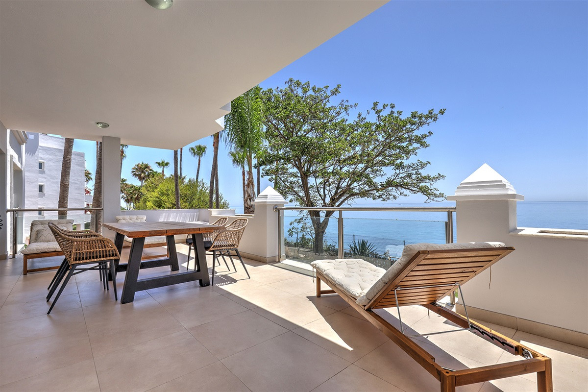 Eksklusive toppleiligheter og leiligheter ved stranden – Opplev Estepona på sitt beste – Fantastisk med panoramautsikt over havet