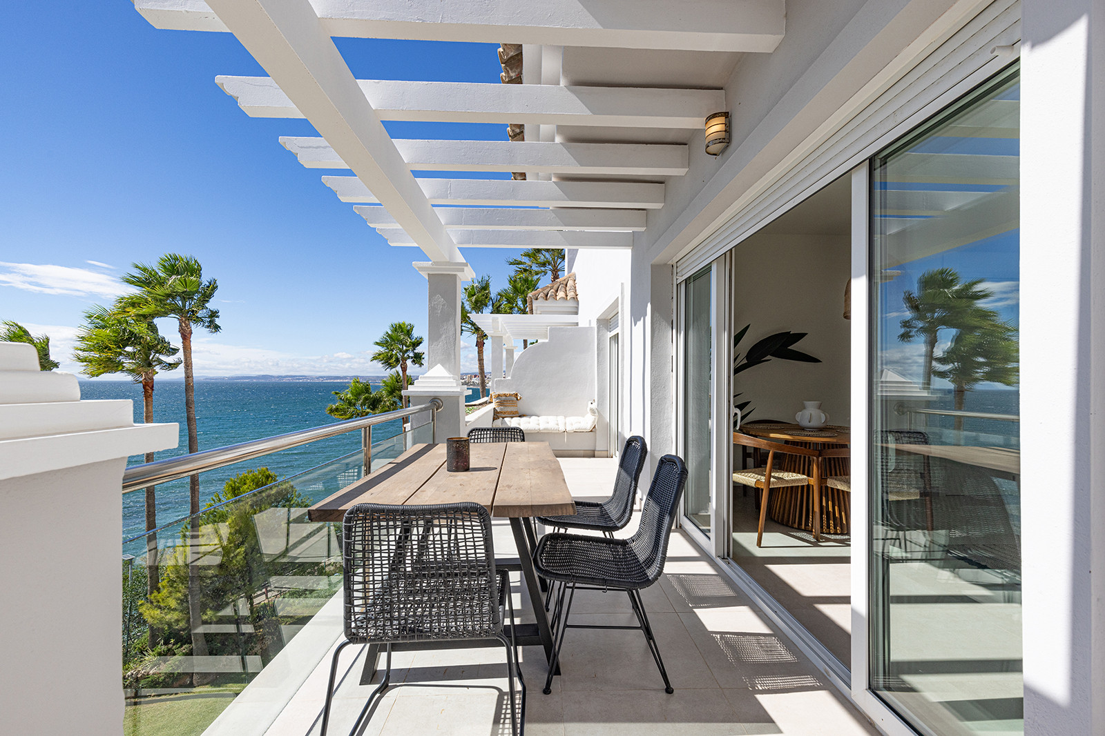 Eksklusive toppleiligheter og leiligheter ved stranden – Opplev Estepona på sitt beste – Fantastisk med panoramautsikt over havet