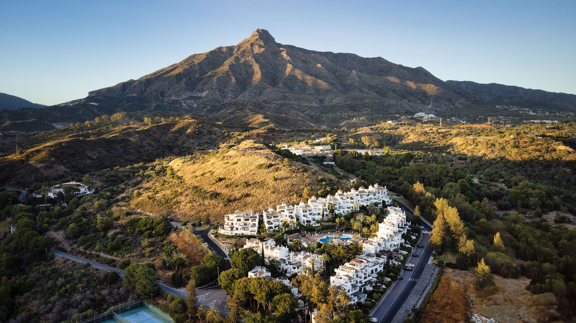 Casa de Pueblo · Marbella · 4 hab.