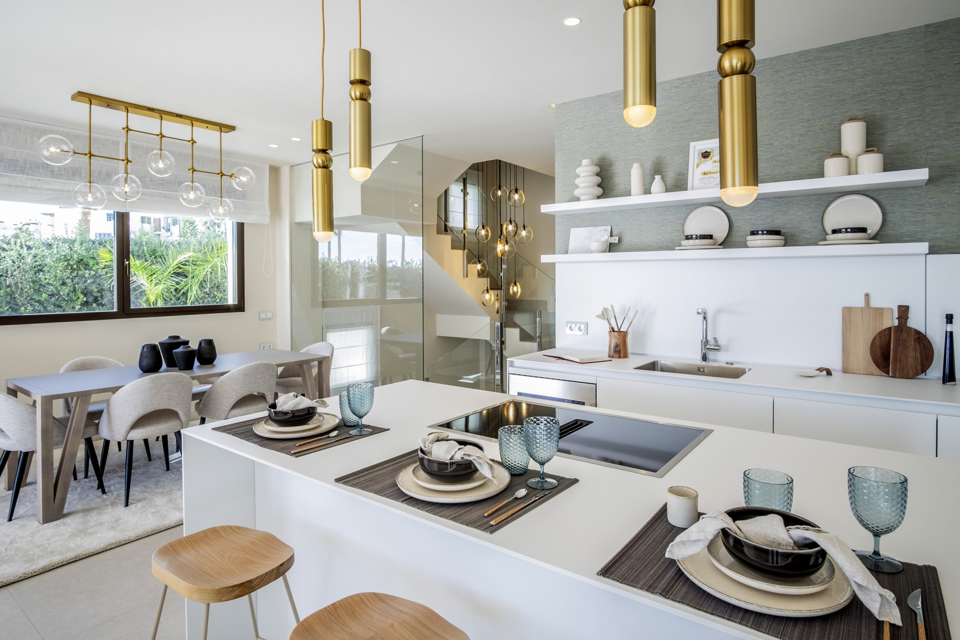 Beachfront villa in New Golden Mile, Estepona