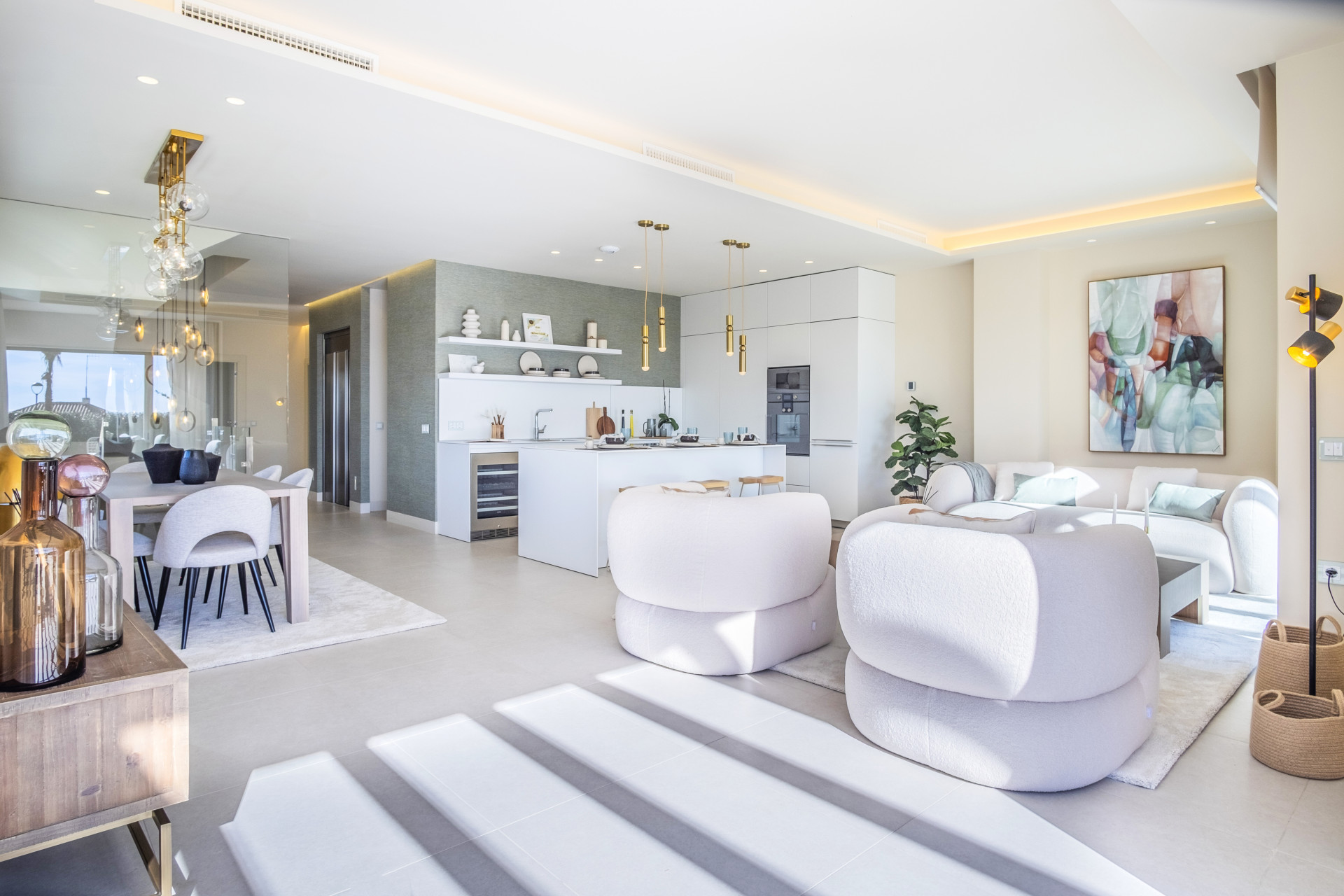 Beachfront villa in New Golden Mile, Estepona