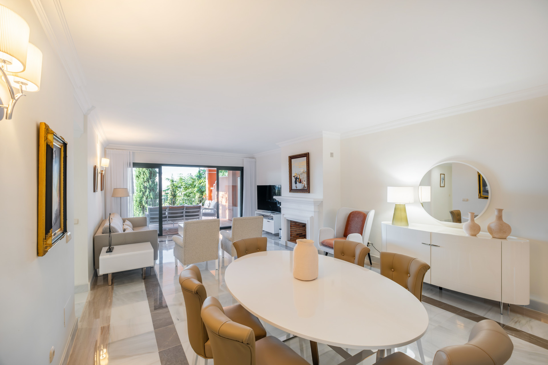 Villa in Monte Halcones, Benahavis