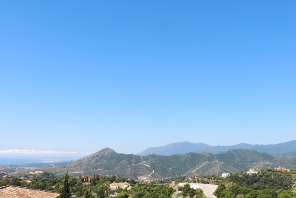 Parcela excepcional en La Zagaleta – Vistas panorámicas al mar y a la montaña