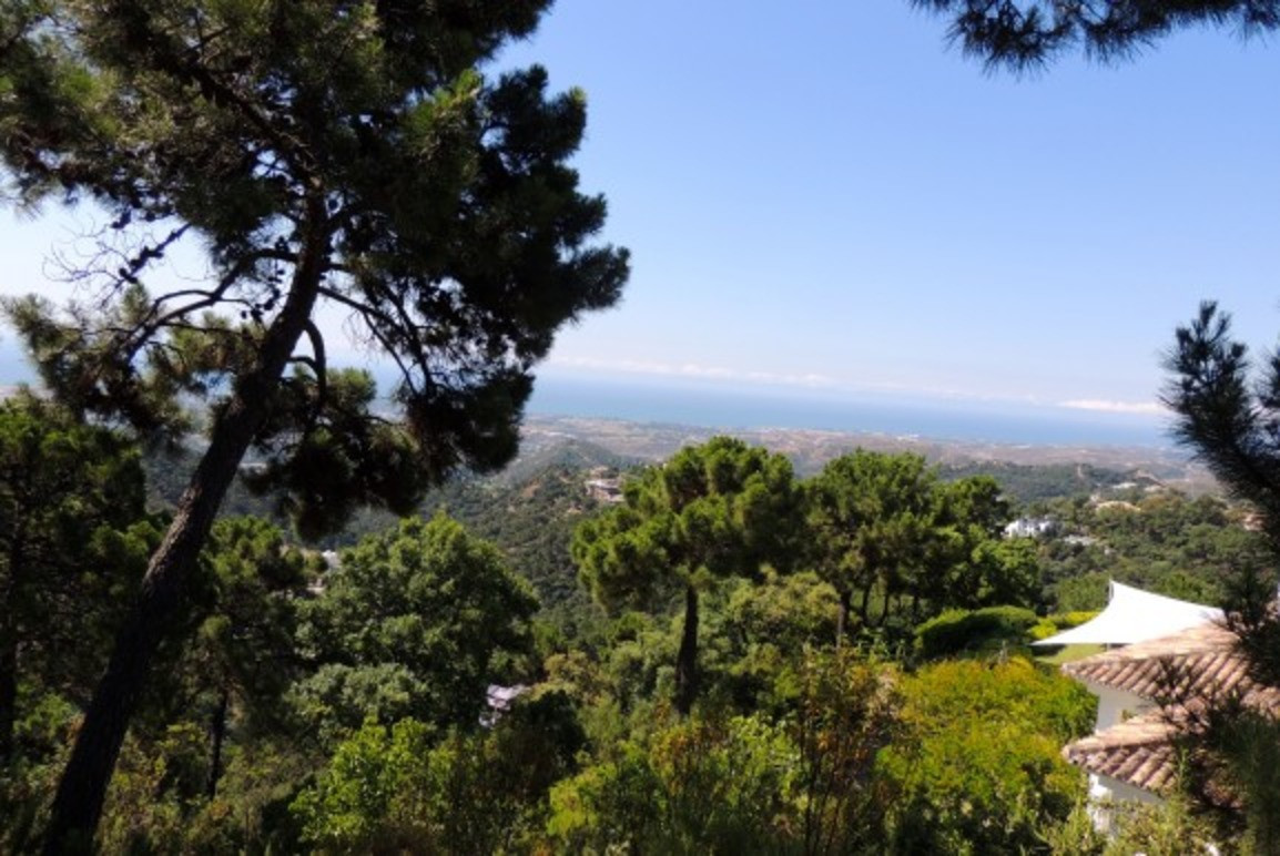 Parcela excepcional en La Zagaleta – Vistas panorámicas al mar y a la montaña