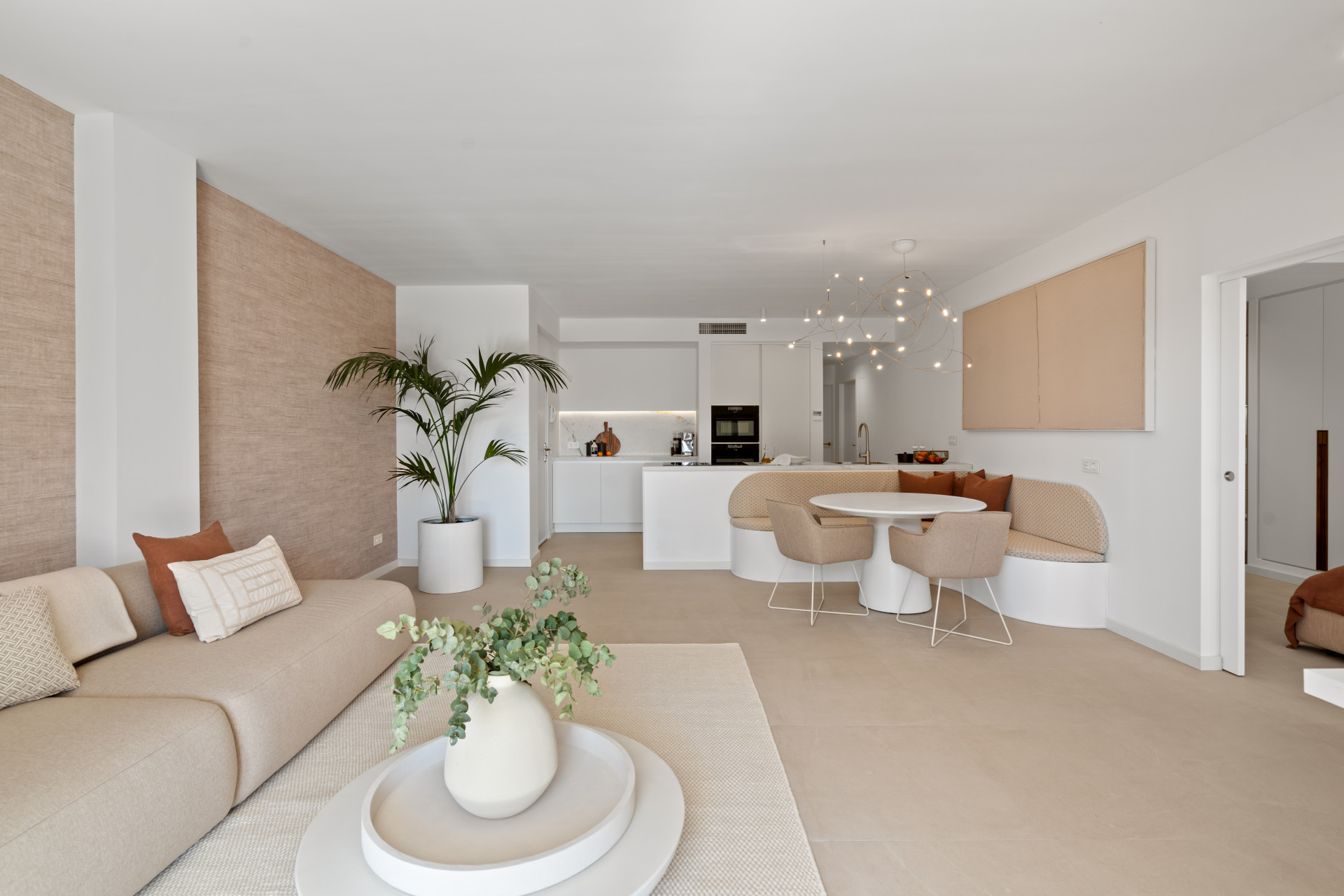 Modern Renovated Apartment for Sale in Nueva Andalucía