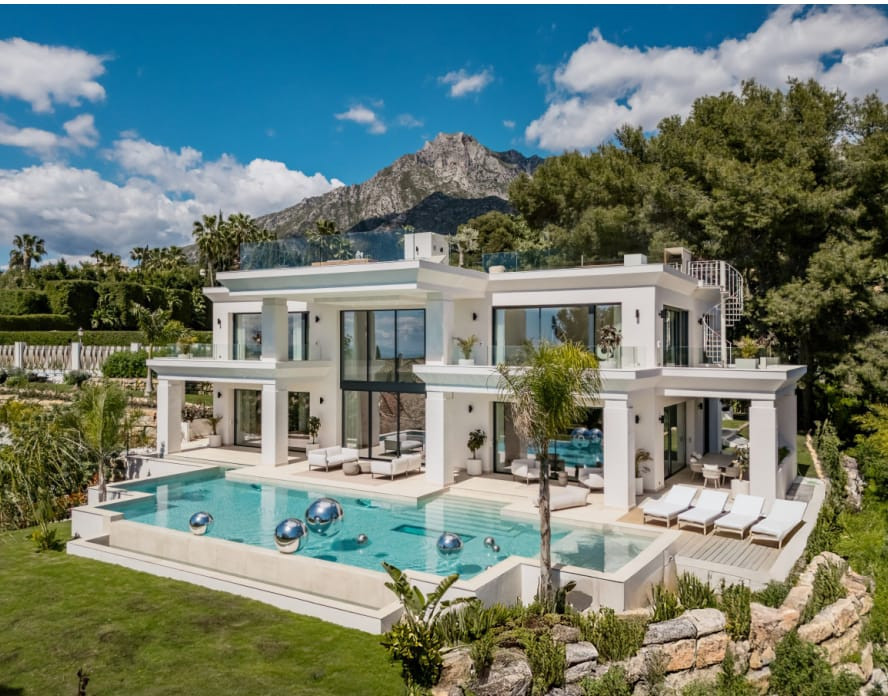 Luxury villa at Golden Mile, Sierra Blanca,  Marbella