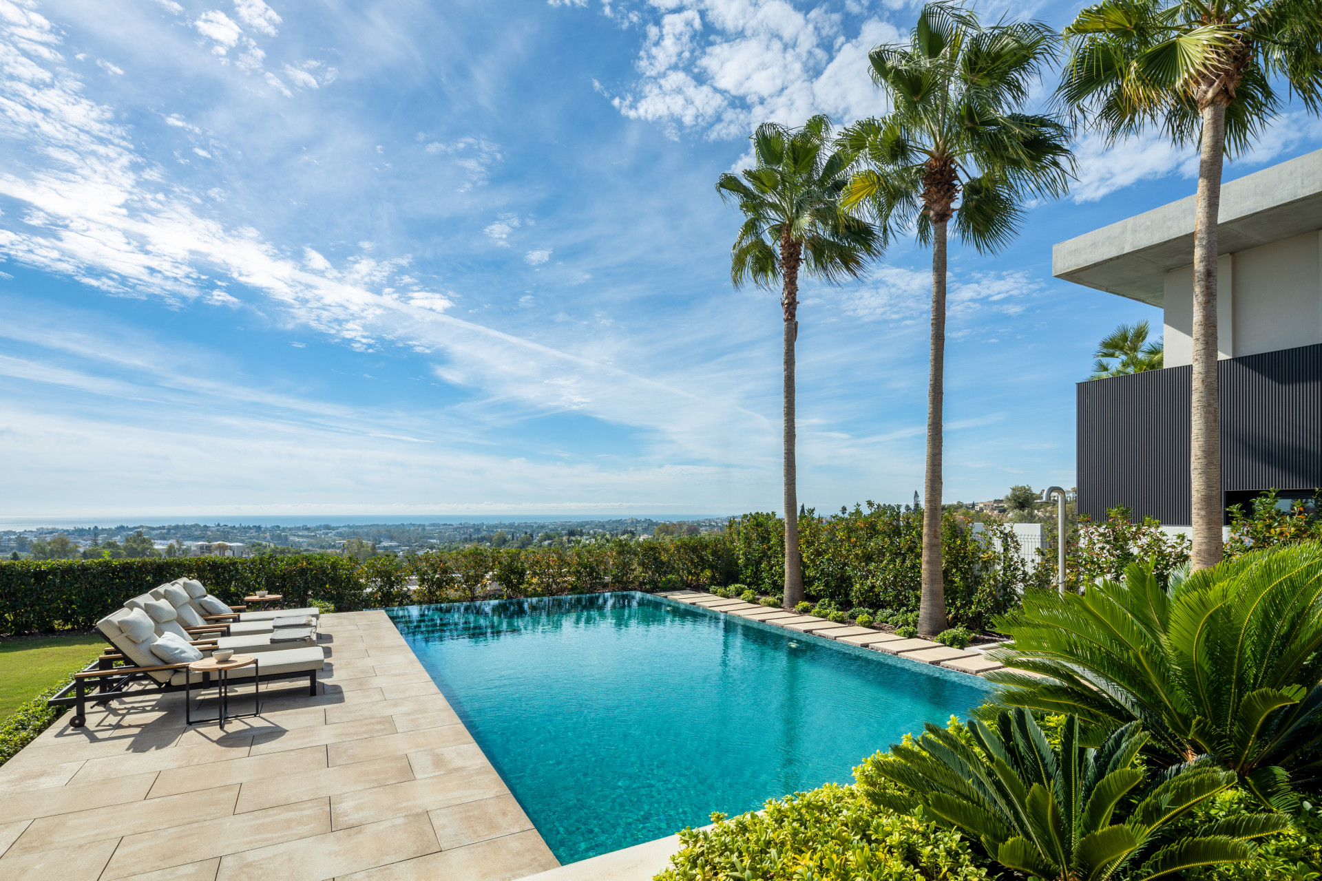 Luxury Villa with Panoramic Views in La Quinta, Benahavís