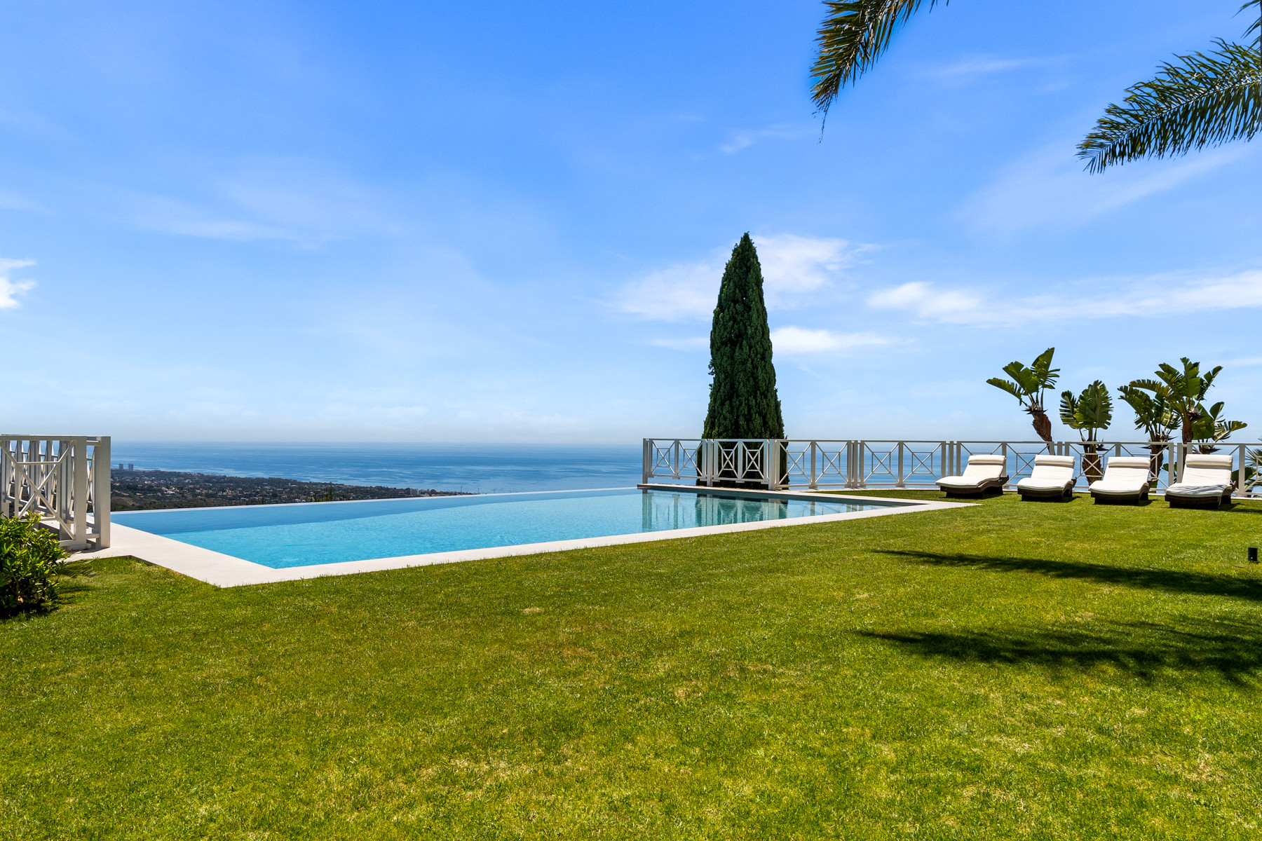 Luxury Villa with Panoramic Sea and Mountain Views in Altos de Los Monteros, Marbella
