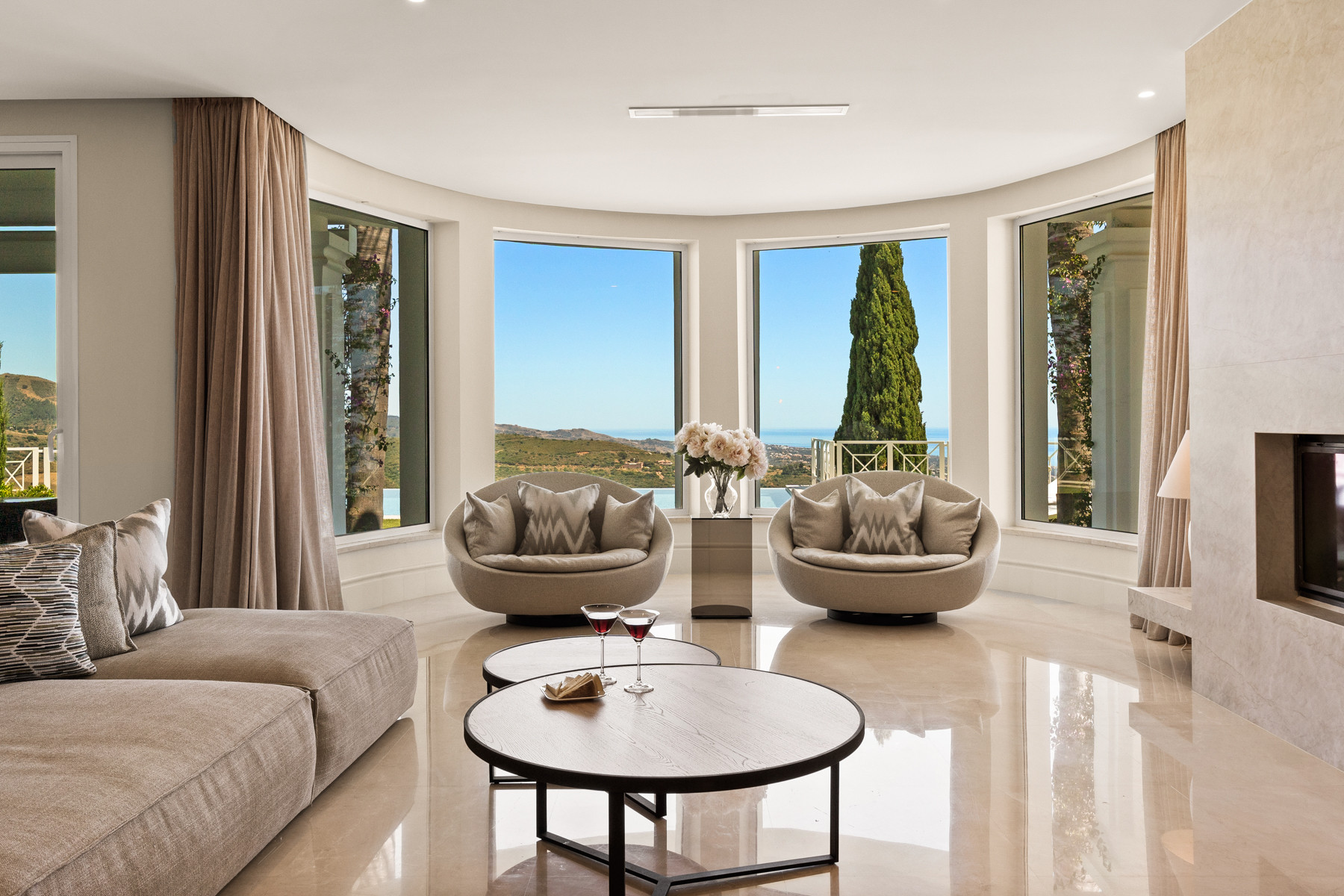 Luxury Villa with Panoramic Sea and Mountain Views in Altos de Los Monteros, Marbella