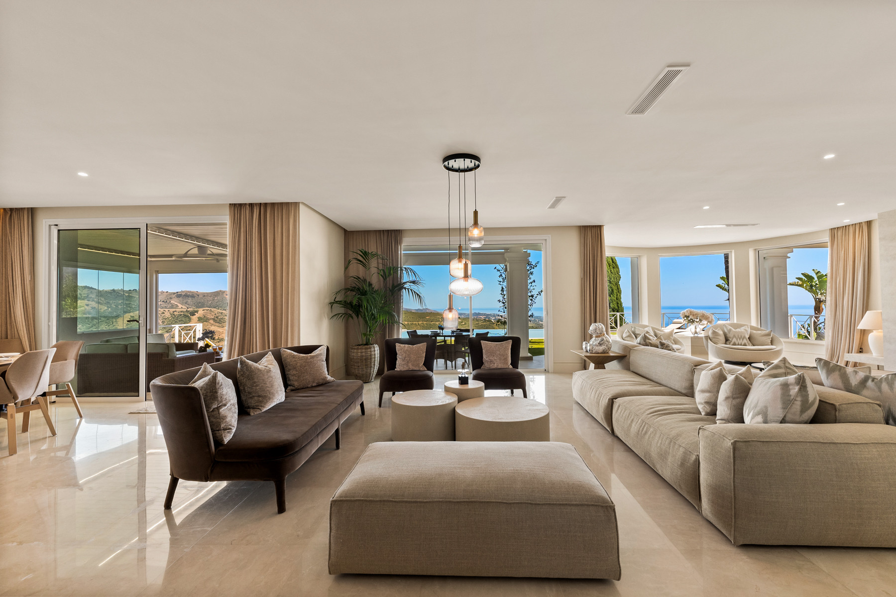 Luxury Villa with Panoramic Sea and Mountain Views in Altos de Los Monteros, Marbella