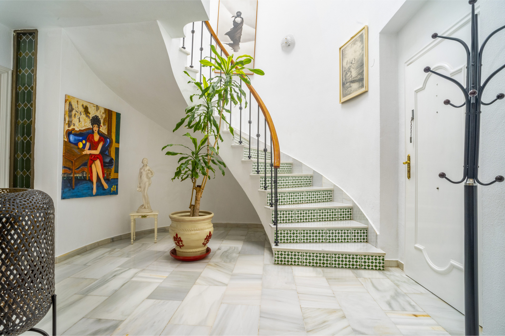 Villa en venta en Nueva Andalucía, Marbella