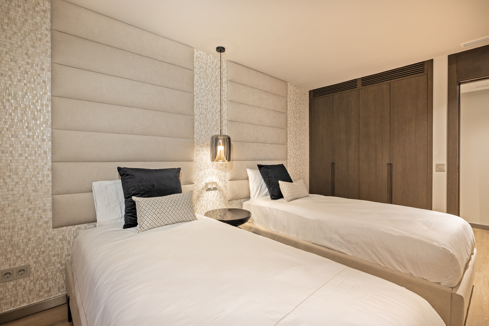 Apartamento · Marbella · 5 hab.