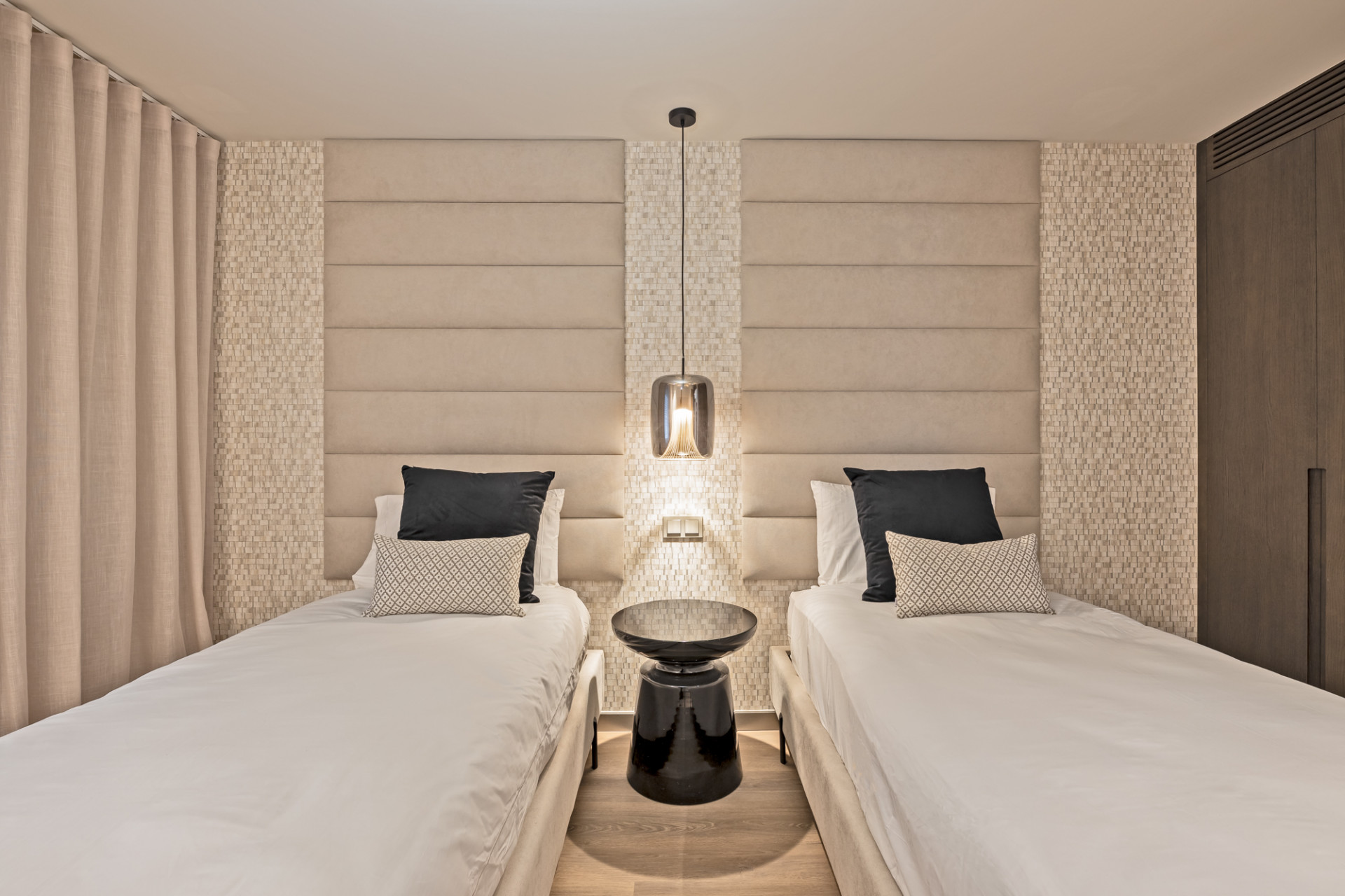 Apartamento · Marbella · 5 hab.