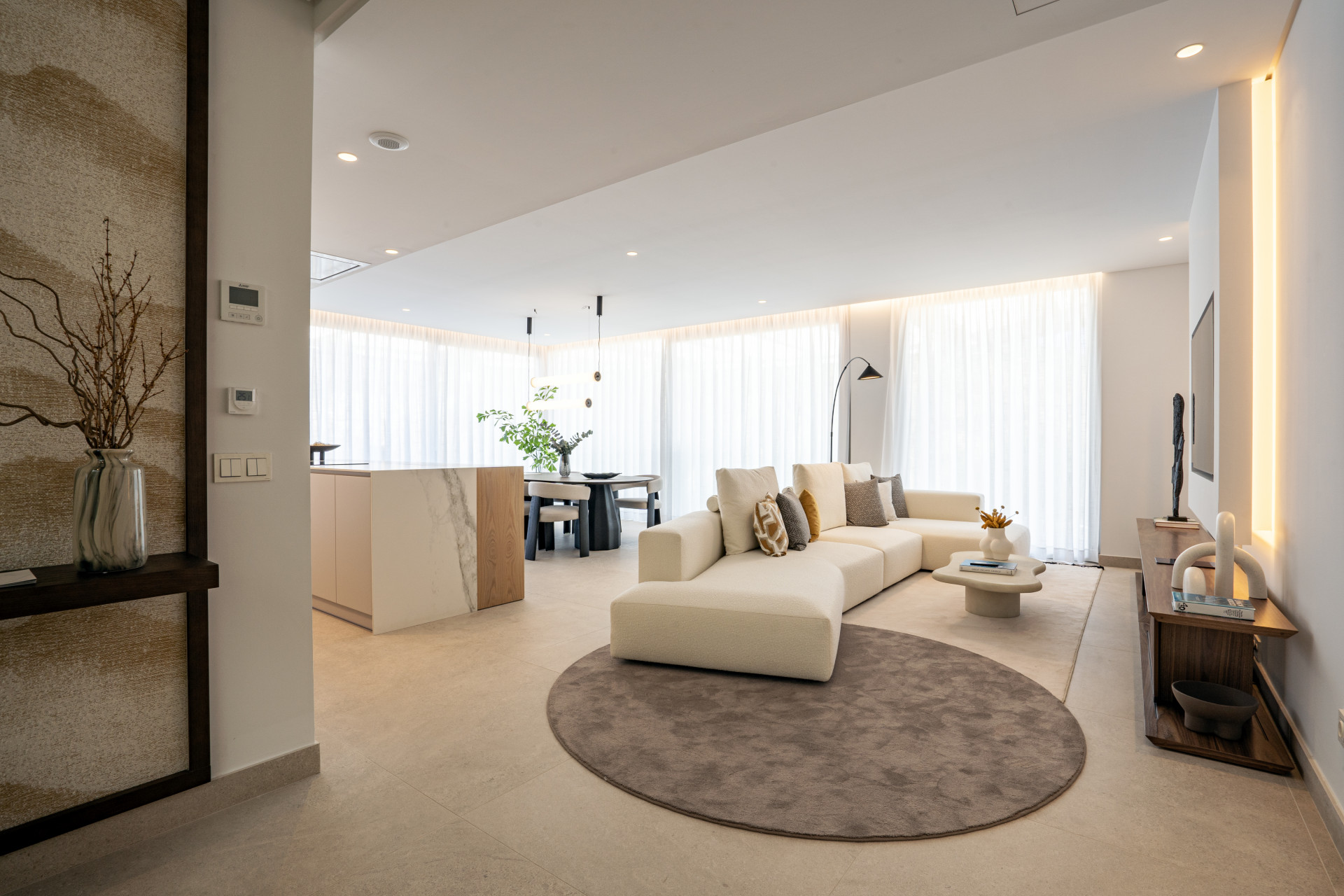 ÁTICO DE 4 DORMITORIOS CON PISCINA – OFERTA ESPECIAL SOLO DISPONIBLE POR TIEMPO LIMITADO