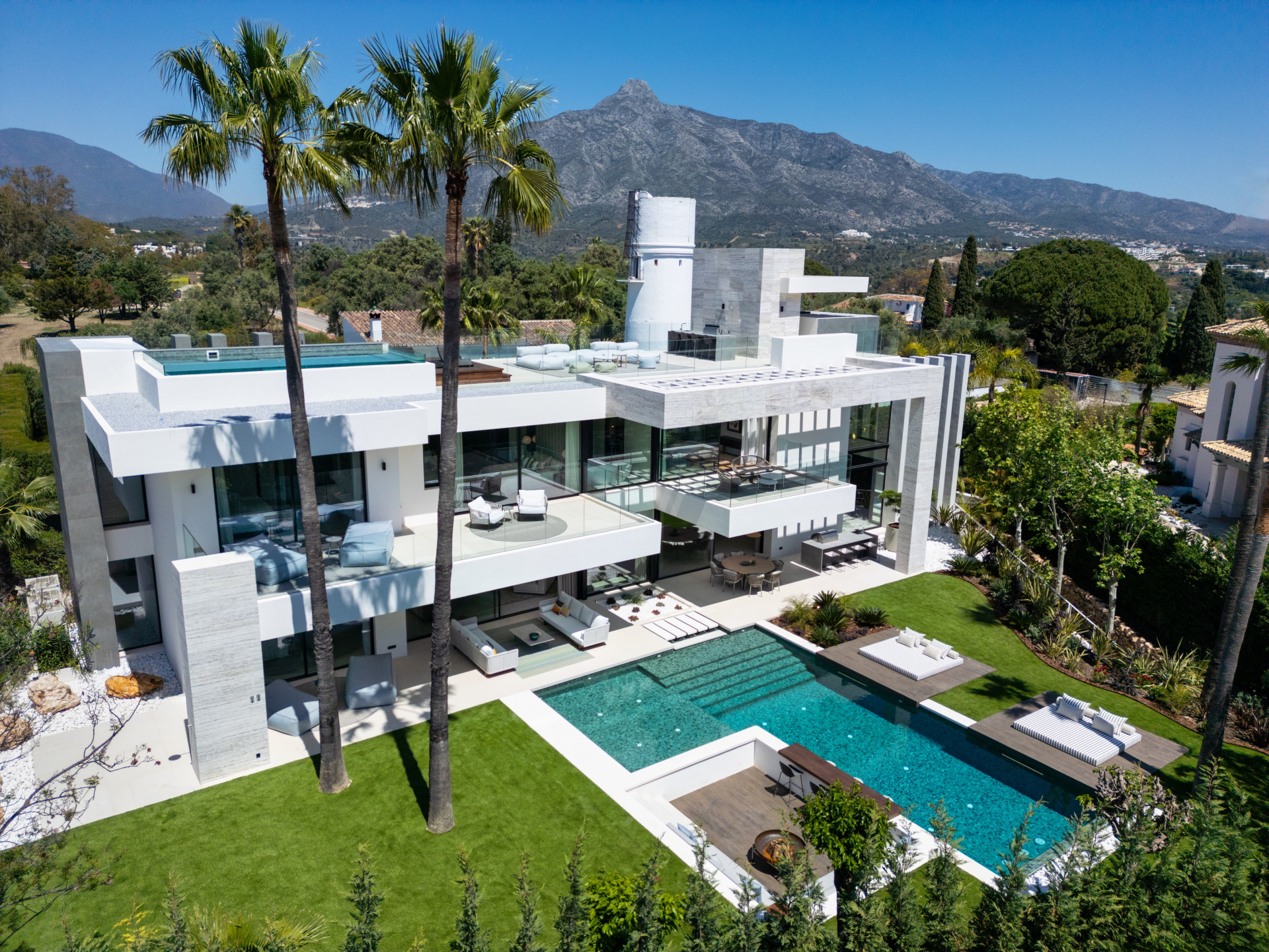 Villa · Marbella · 6 hab.
