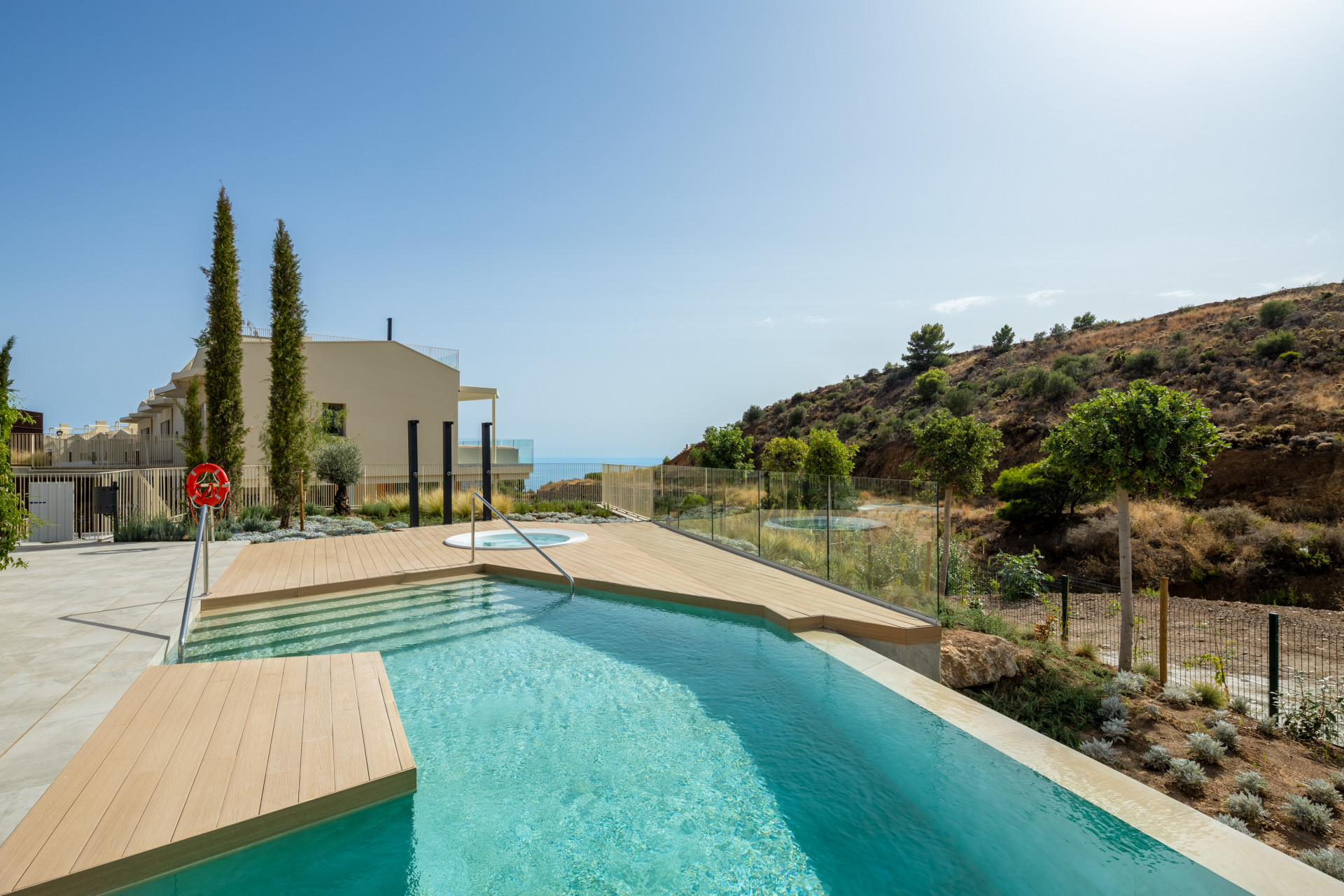 New Luxurious 3-Bedroom Apartment with Sea & Mountain Views in Reserva del Higuerón